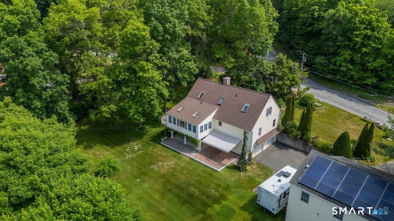 494 Nonnewaug Road Property Photo 25