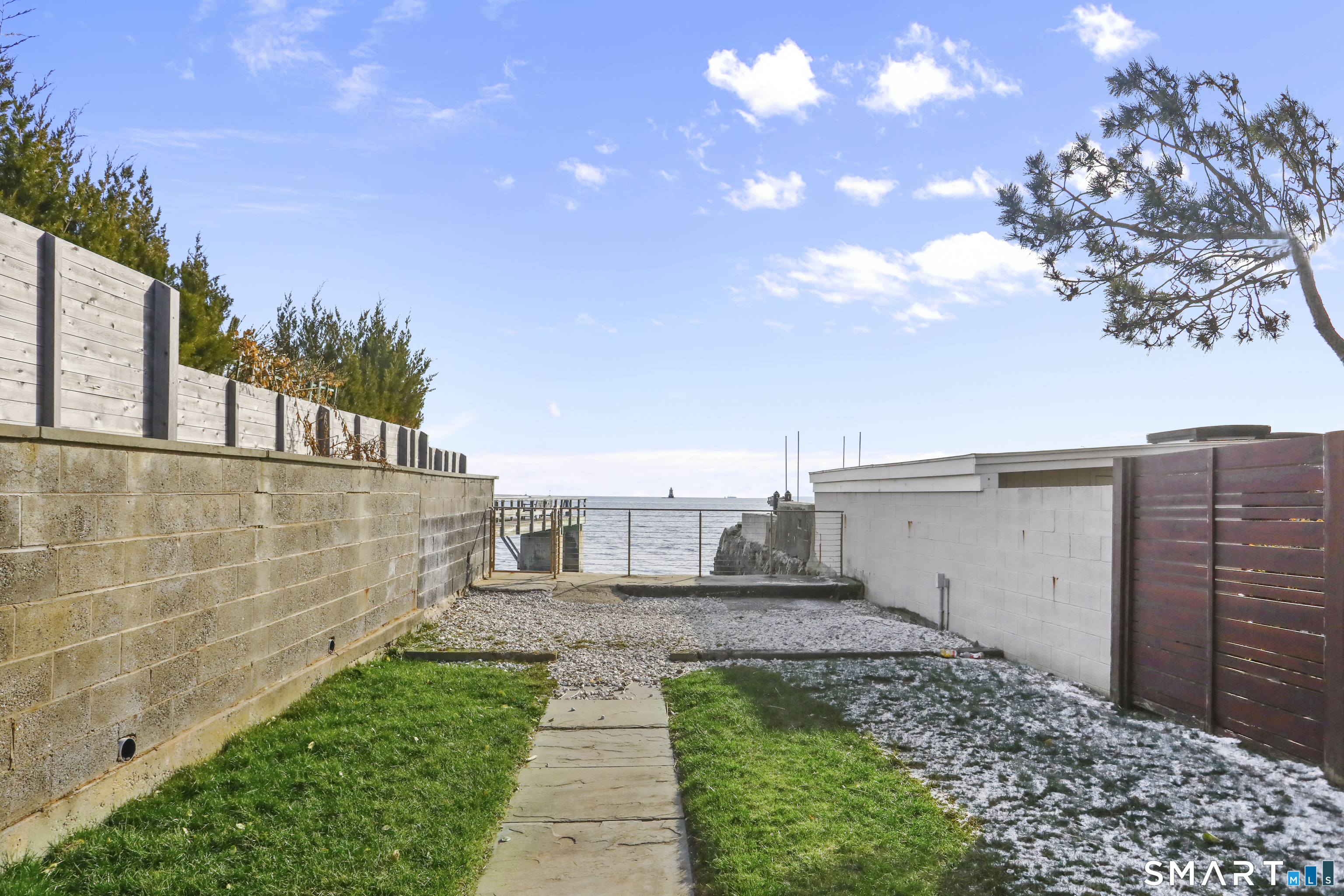 6 Meadowbank Road Property Photo 24