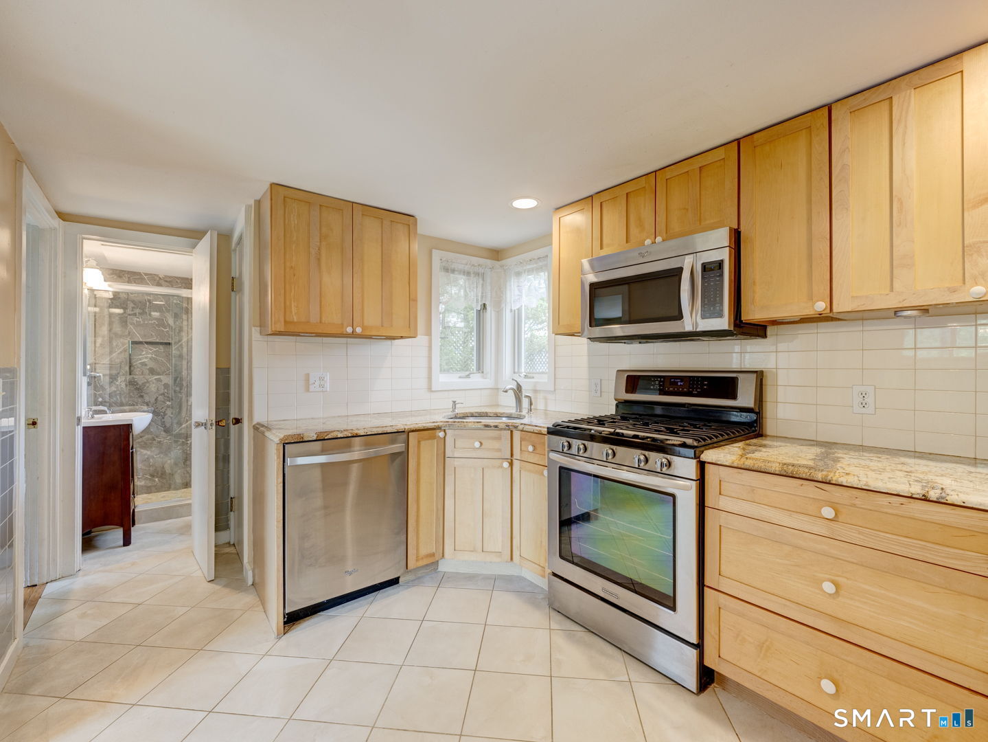 120 Highland Avenue Property Photo 18