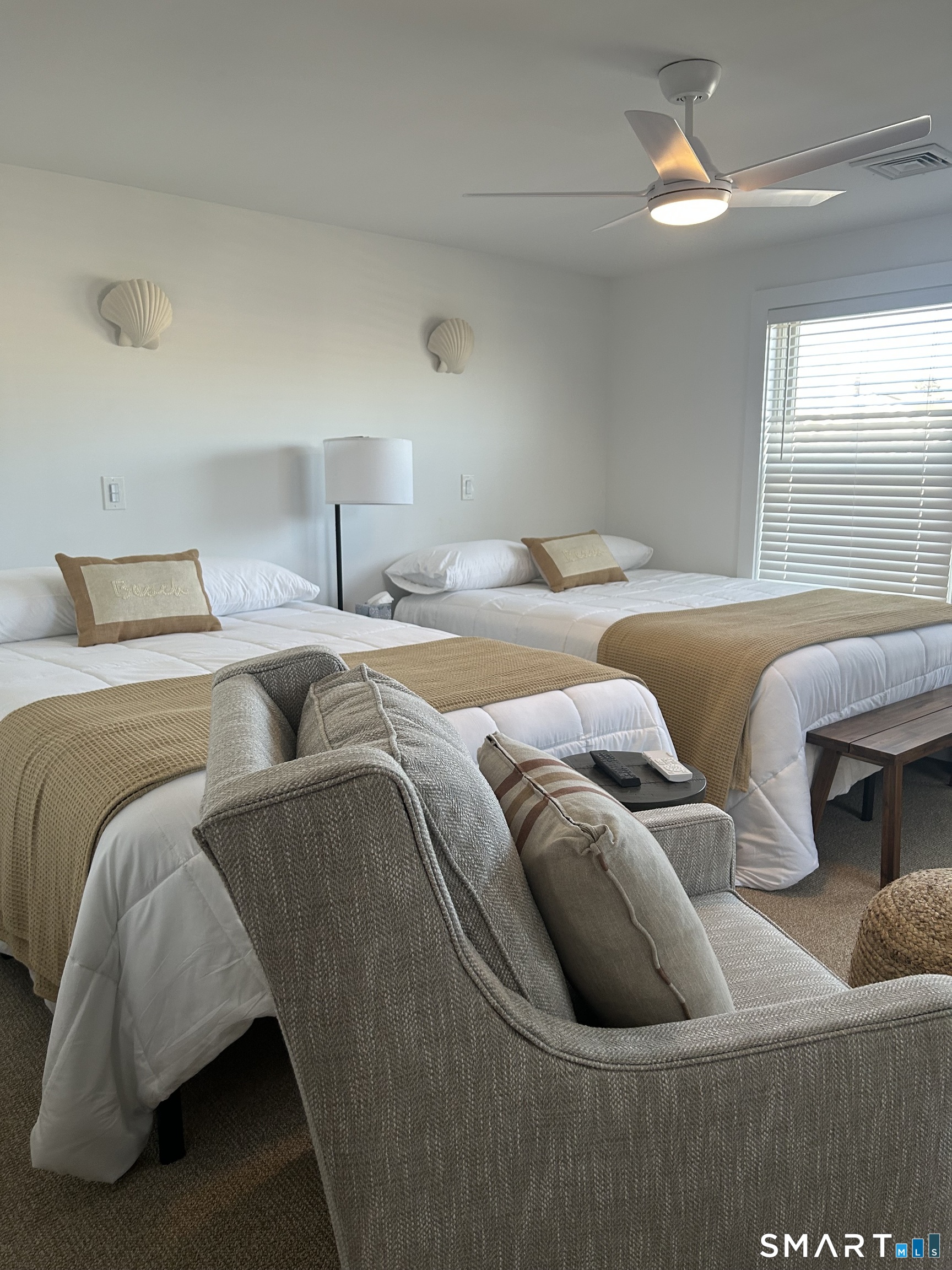 293 Giants Neck Road Property Photo 18