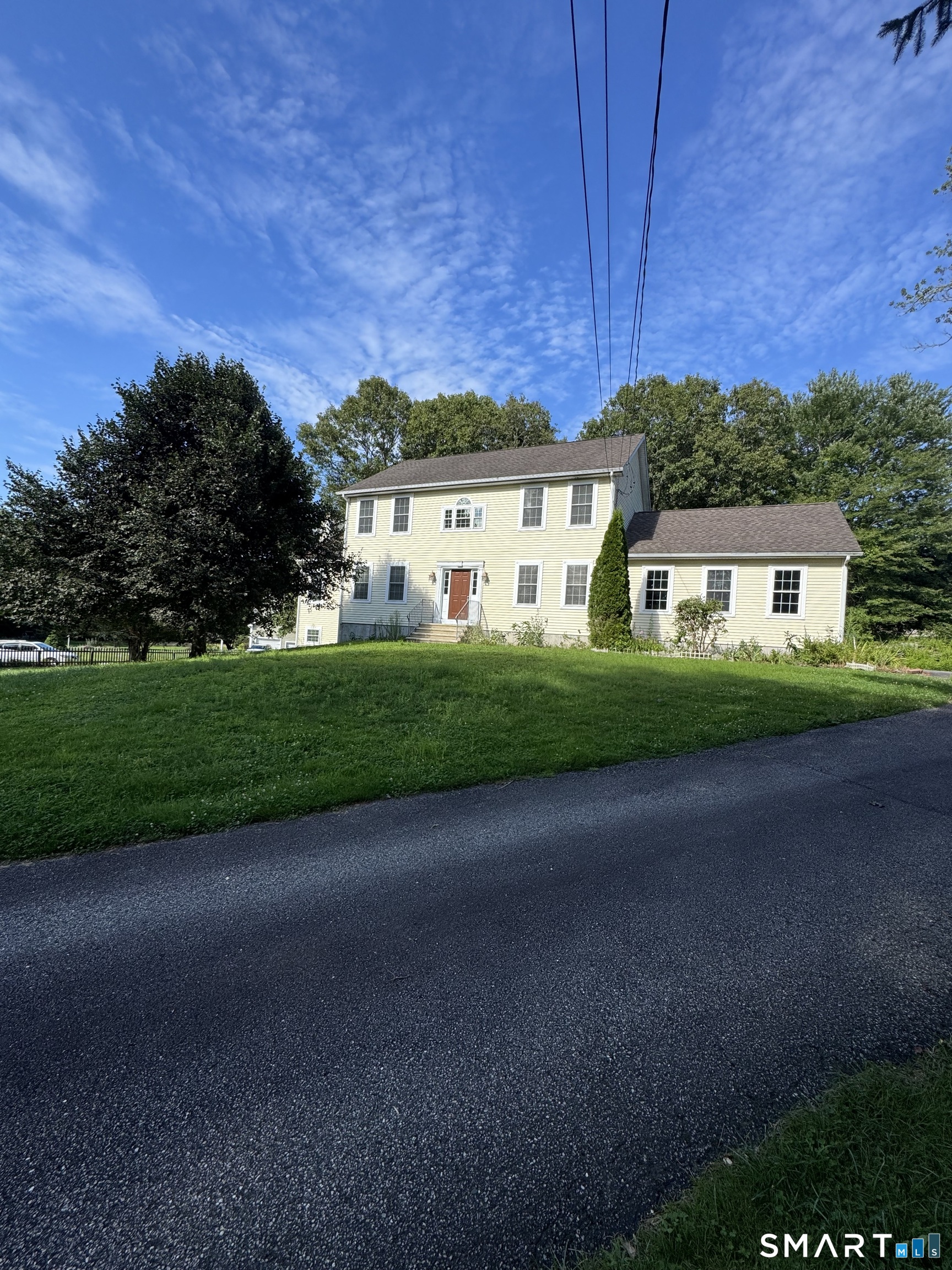 52 Middle Road Property Photo 1