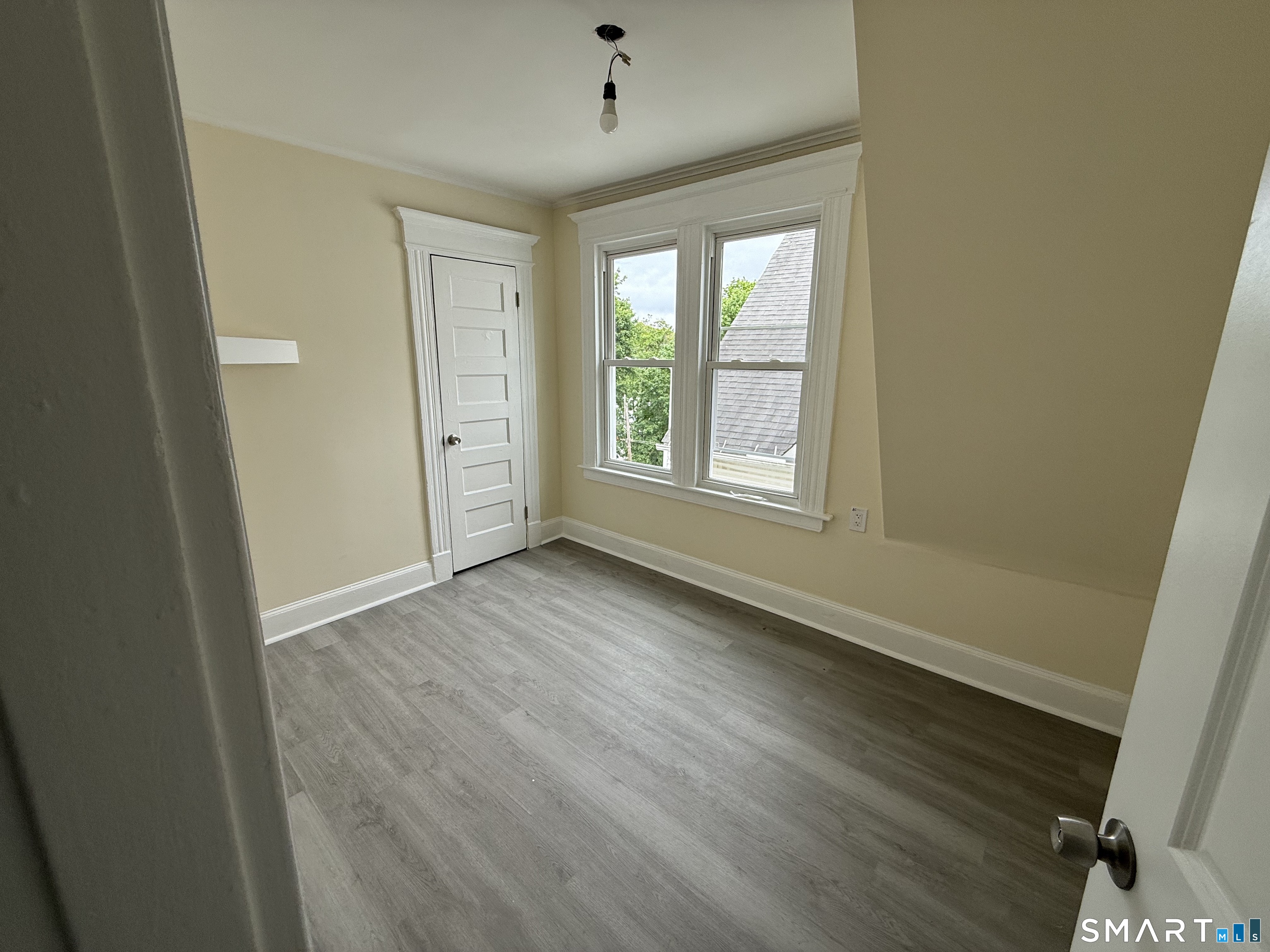 82 Bunker Hill 3 Avenue Property Photo 8