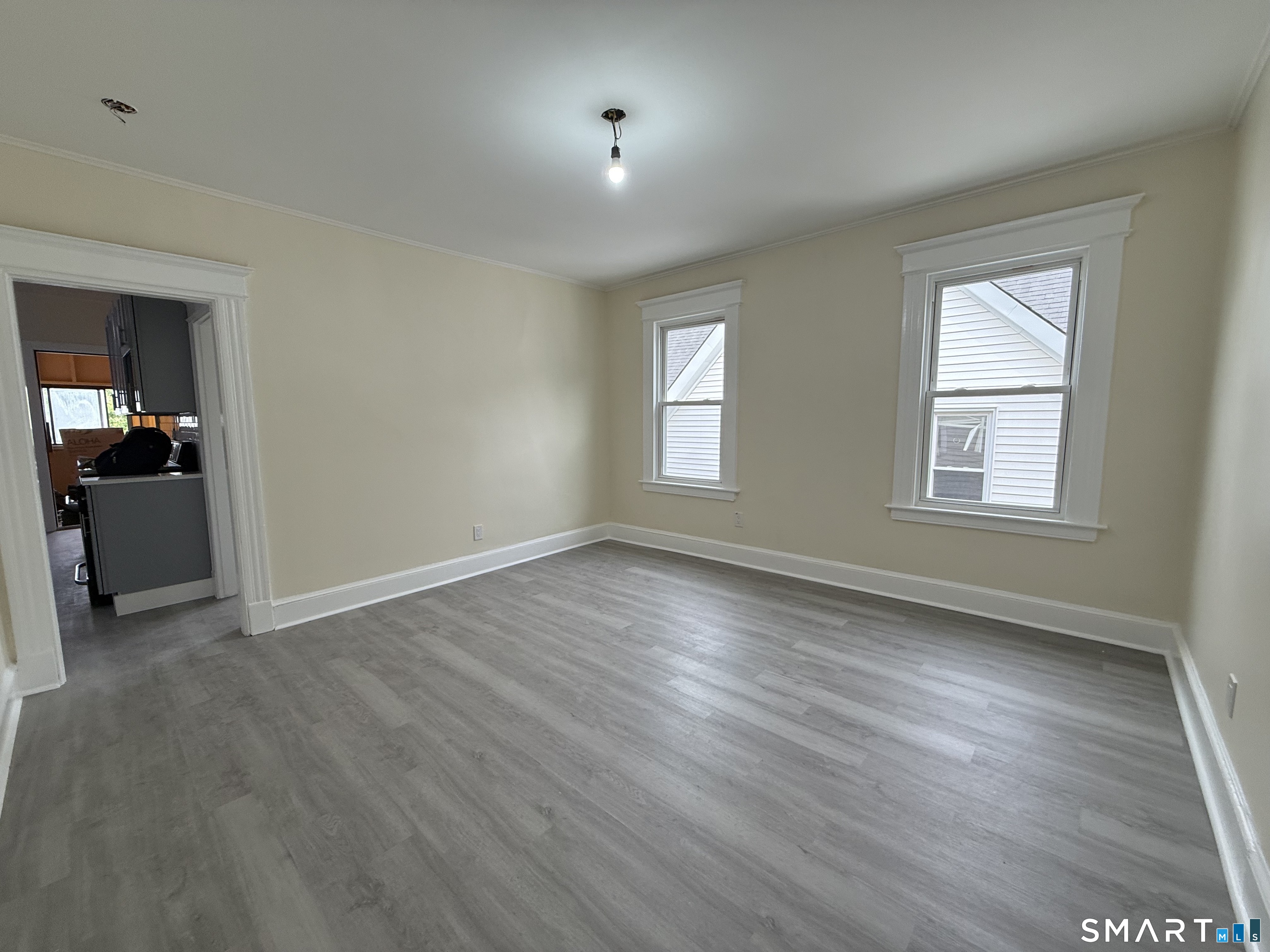 82 Bunker Hill 3 Avenue Property Photo 9