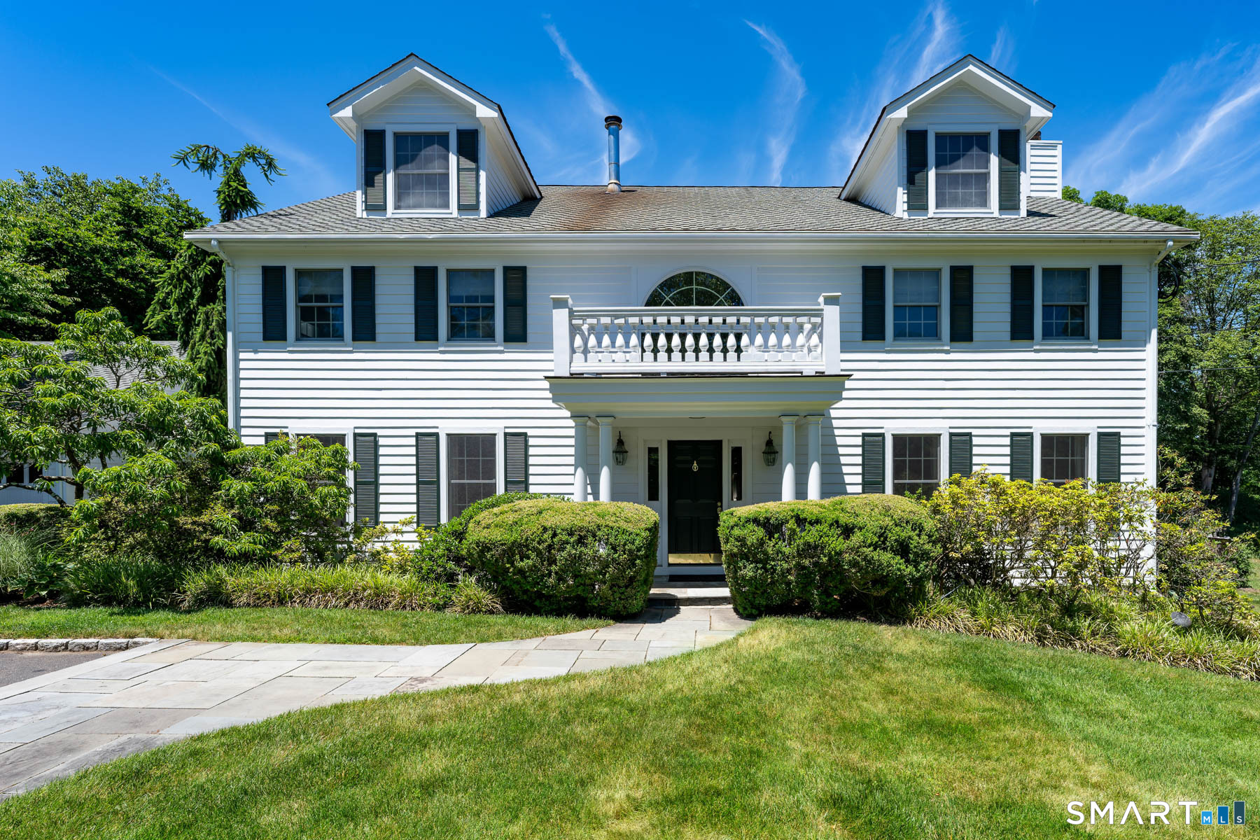 5 Willow Run Road Property Photo 1