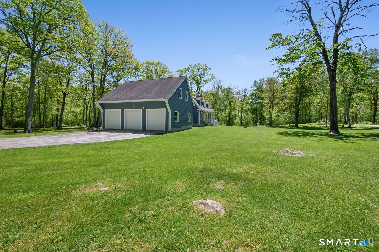 104 Lambert Road Property Photo 3