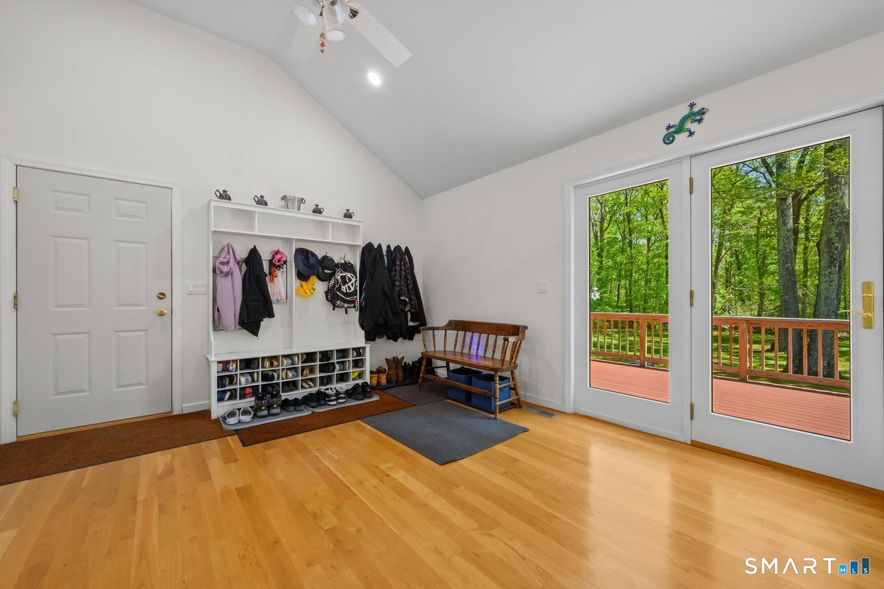 104 Lambert Road Property Photo 6