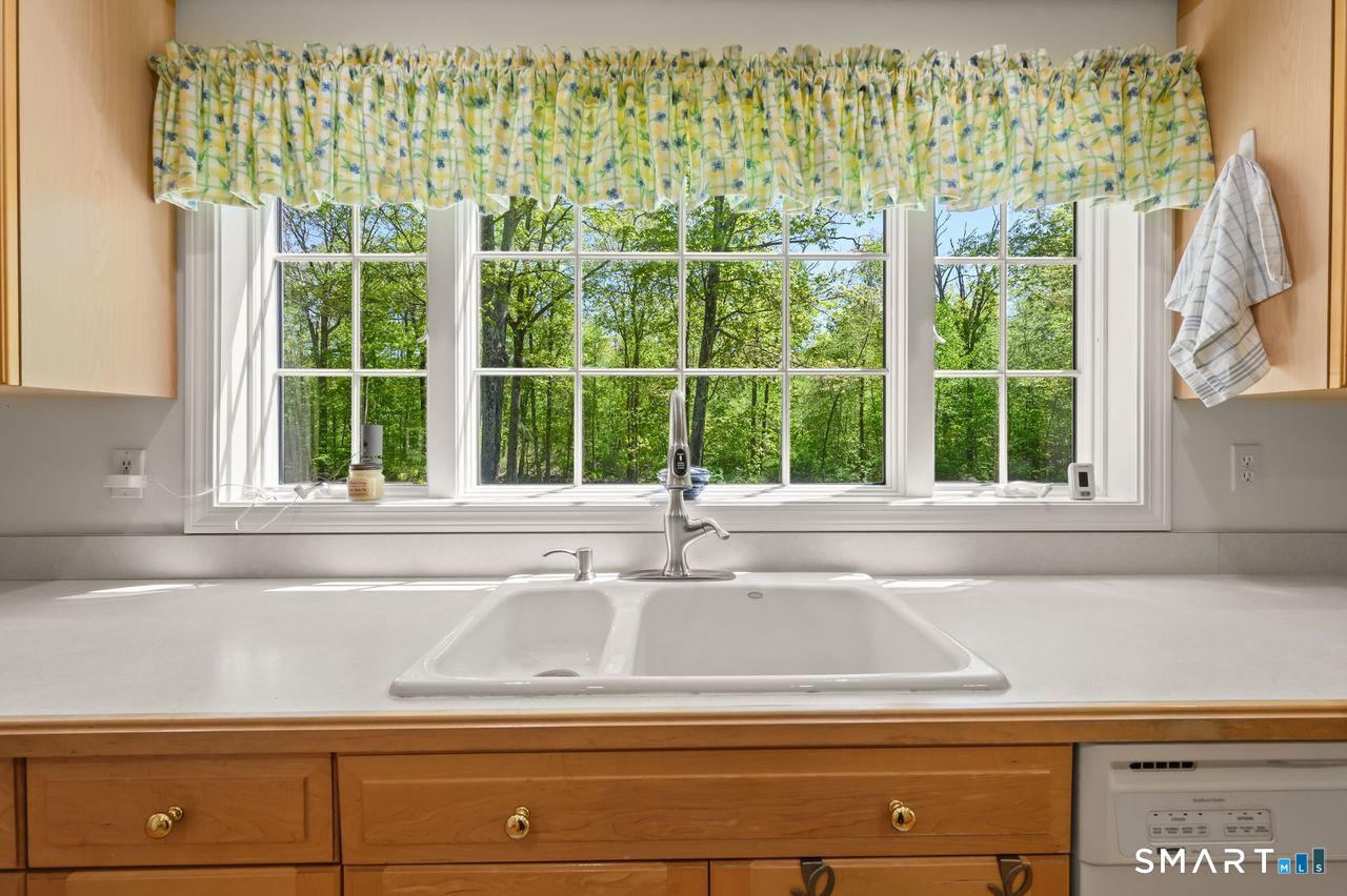 104 Lambert Road Property Photo 11