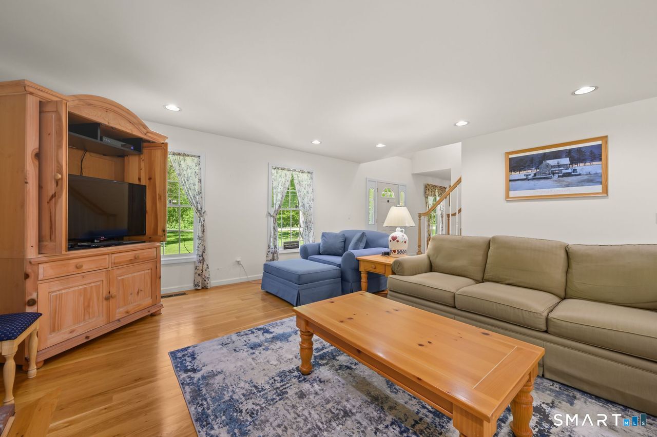 104 Lambert Road Property Photo 23