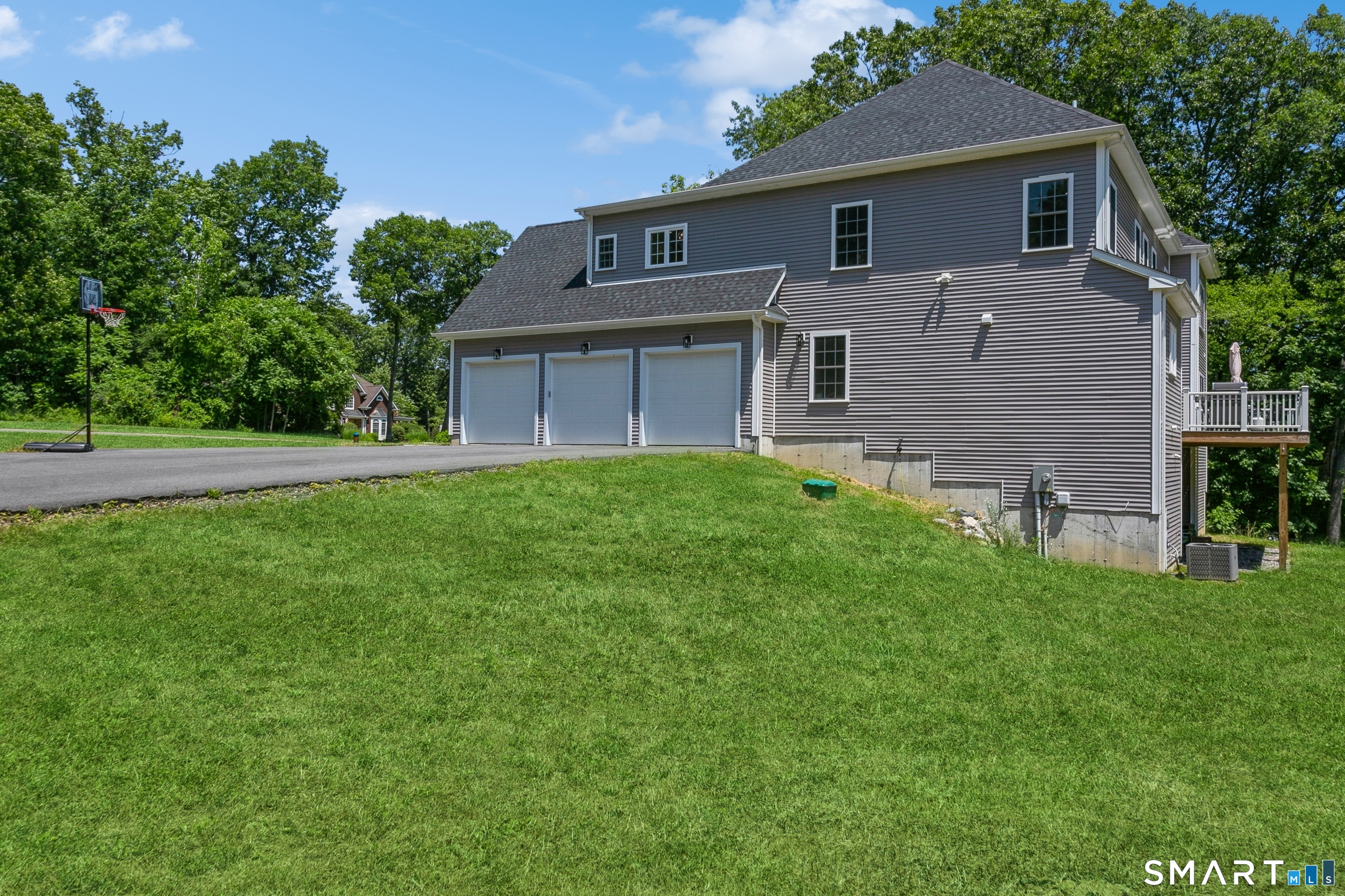 4 Darcangelo Drive Property Photo 39