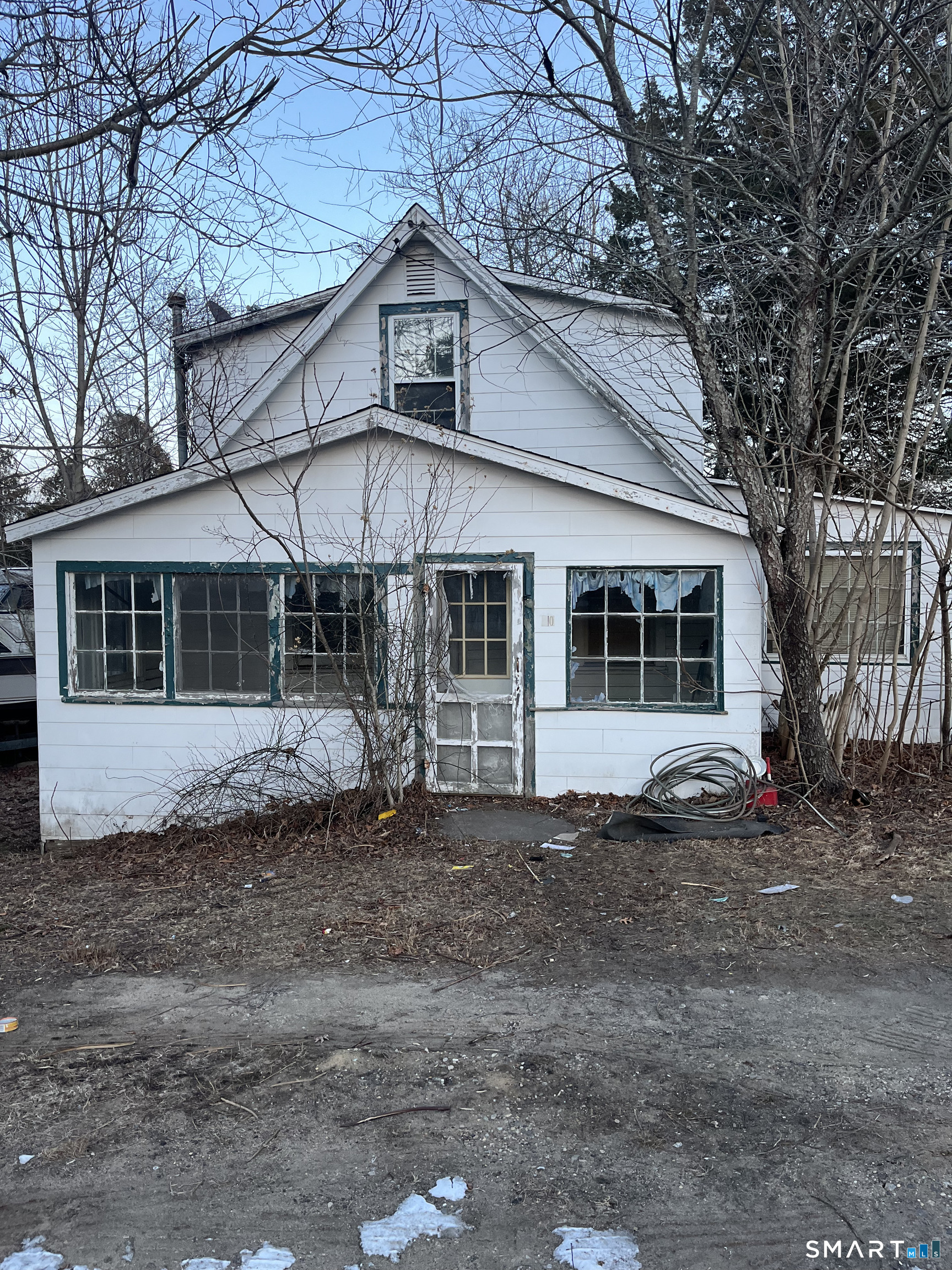 40 Beach Road Property Photo 1
