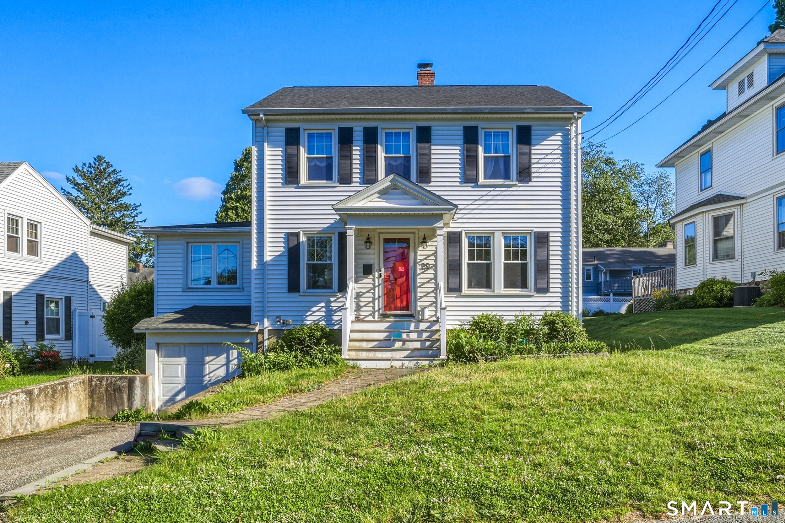 29 Wayland Avenue Property Photo 1