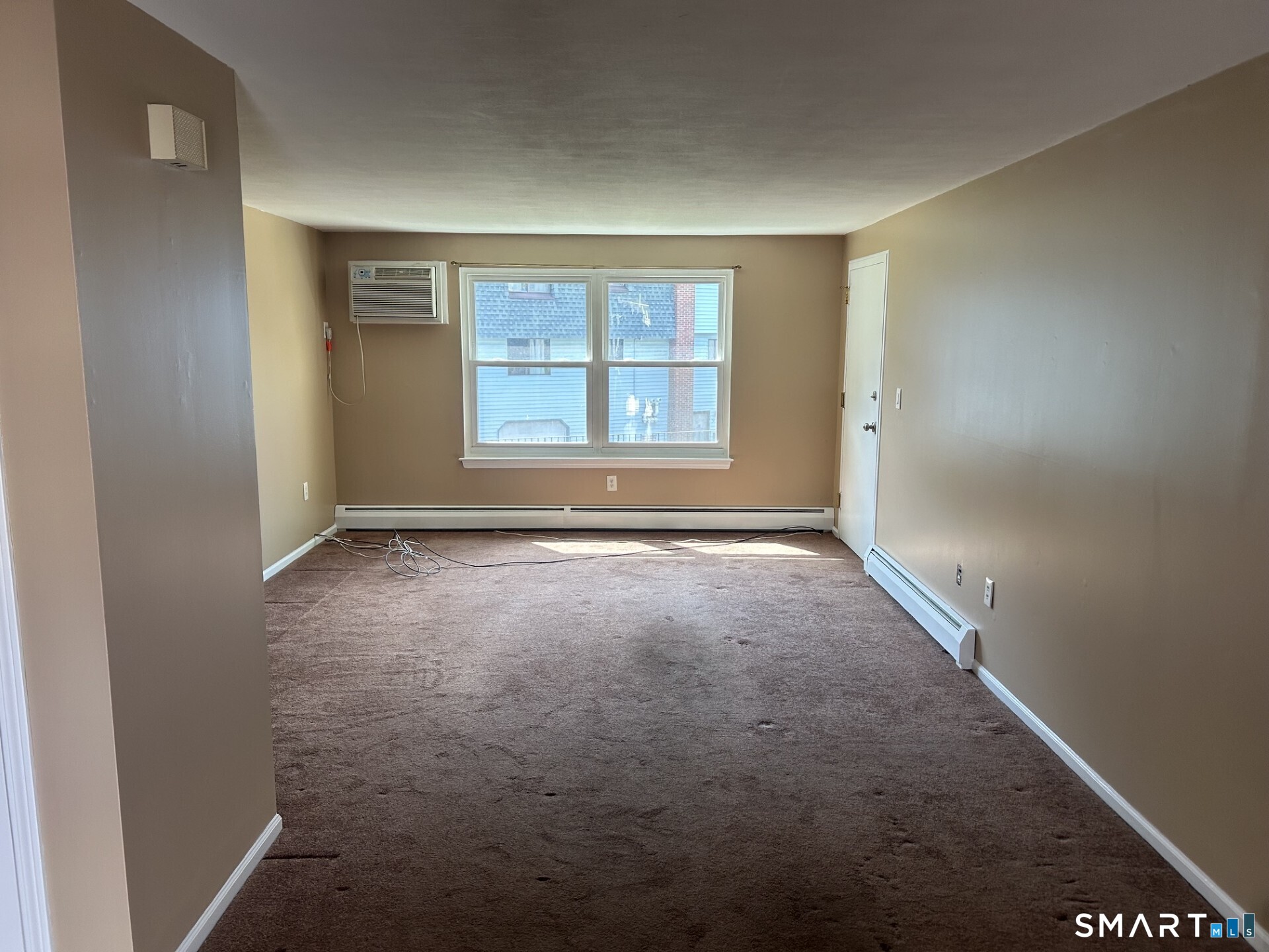 403 Blackstone 403 Village Property Photo 2