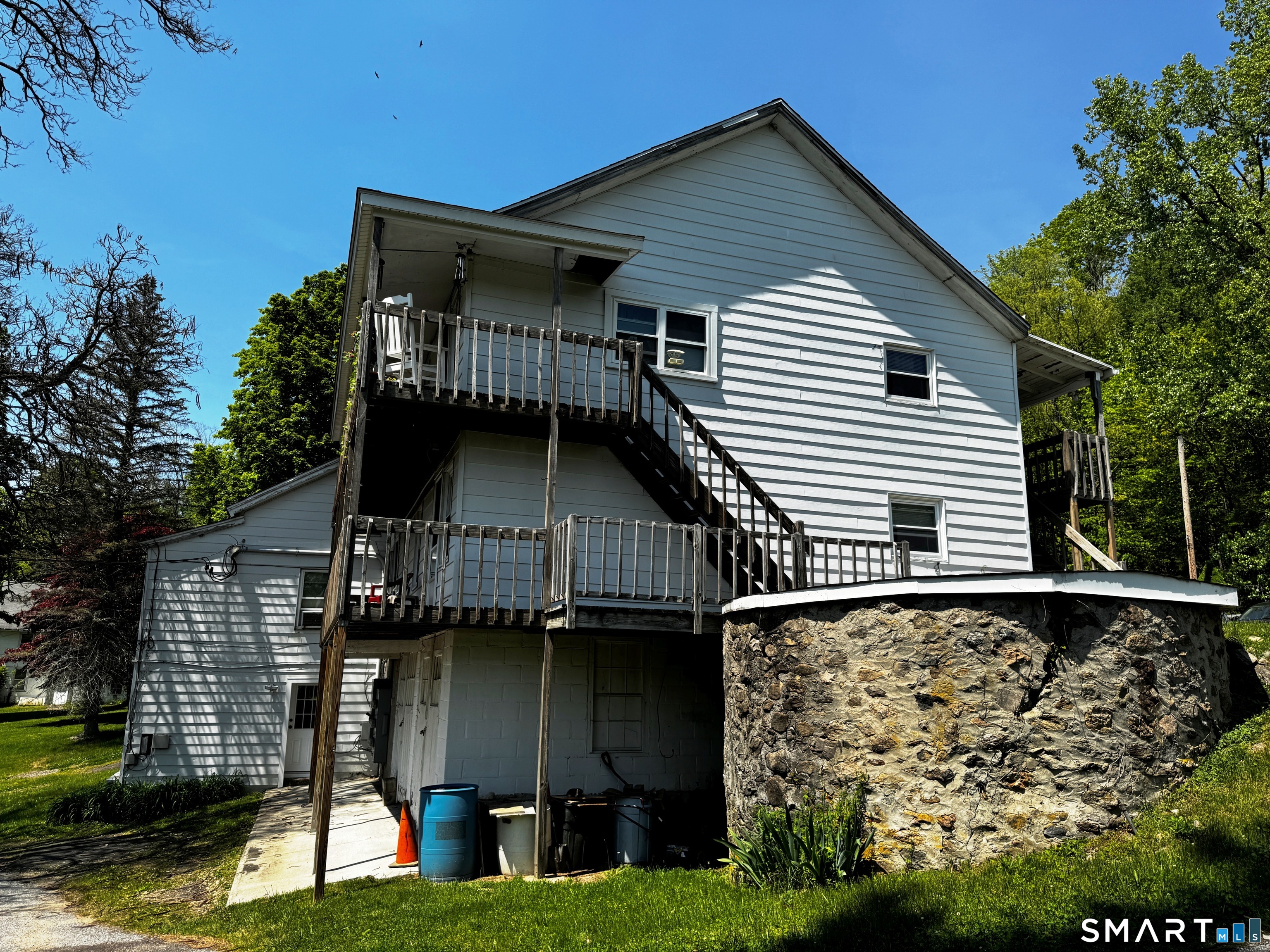 205 Old New Hartford Road Property Photo 6