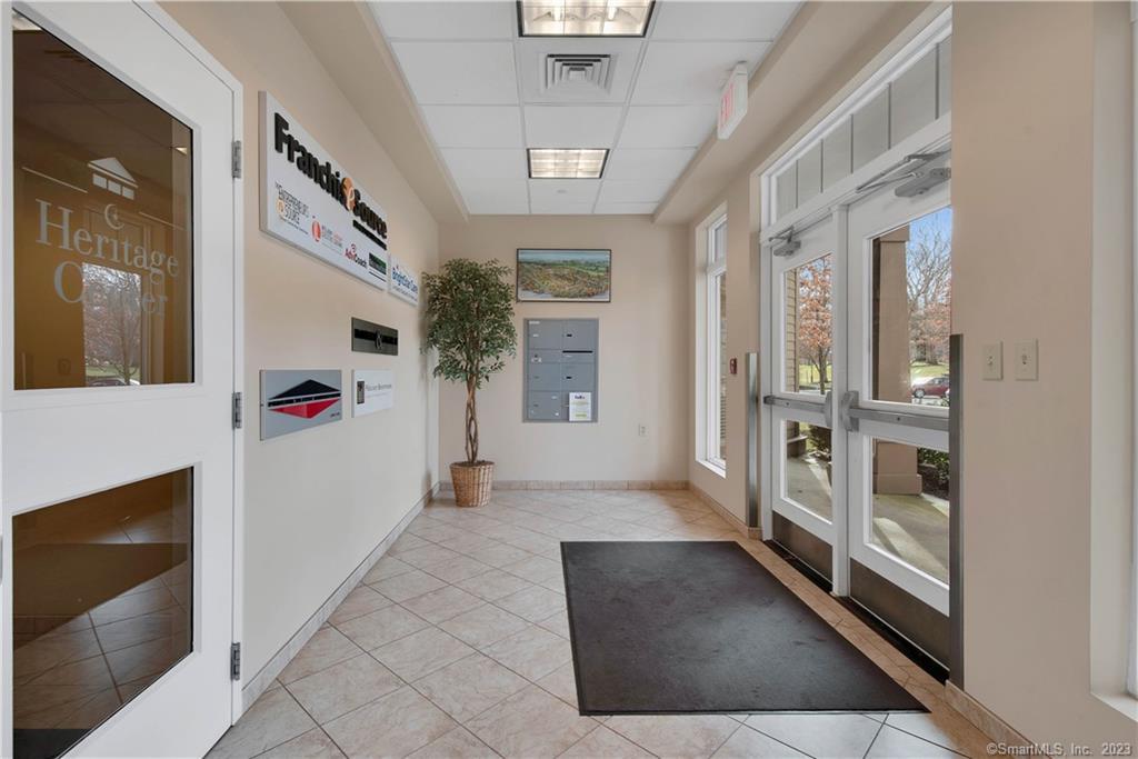 466 Heritage 4 Road Property Photo 10