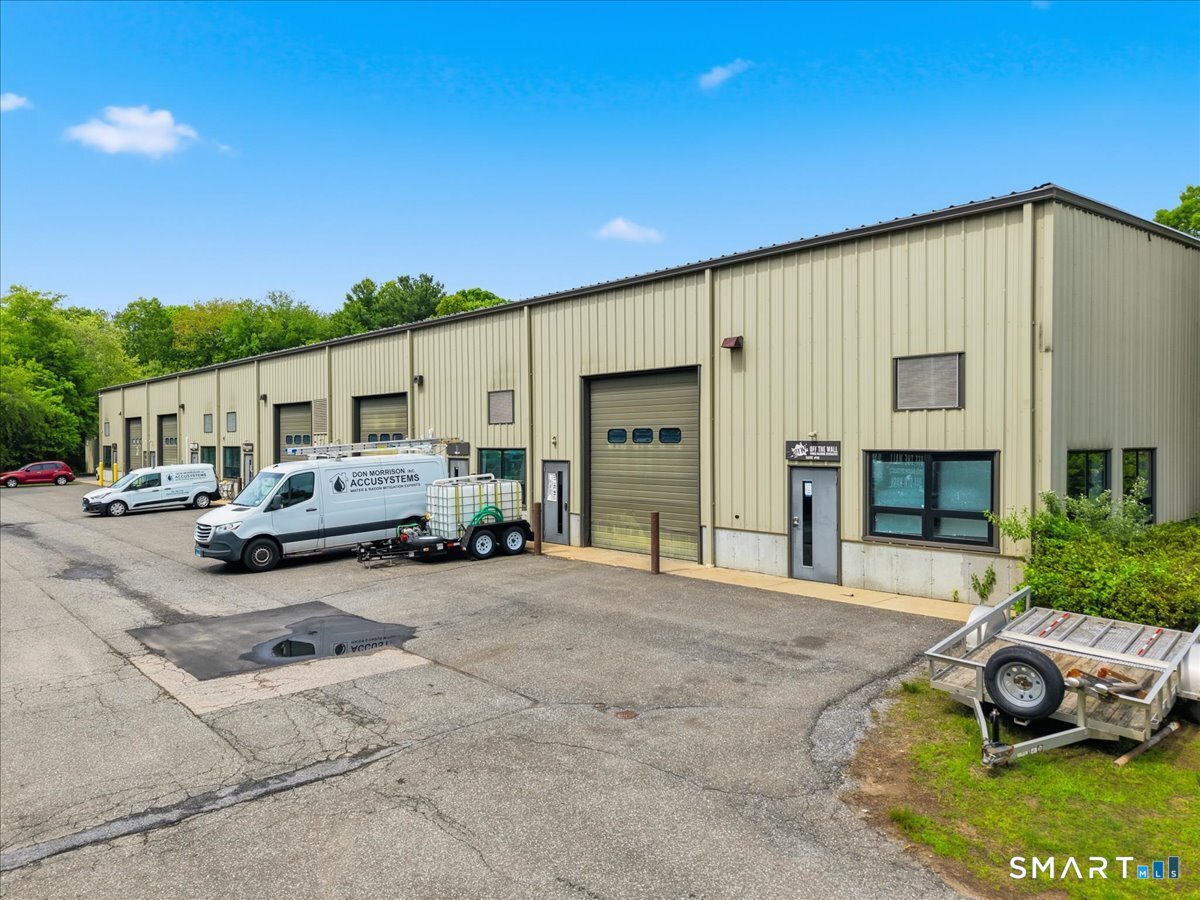 17 Industrial Park Road Property Photo 6