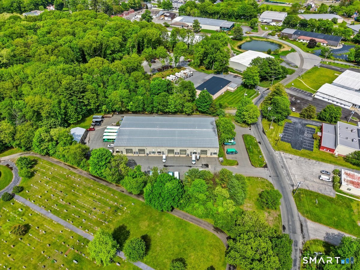 17 Industrial Park Road Property Photo 12