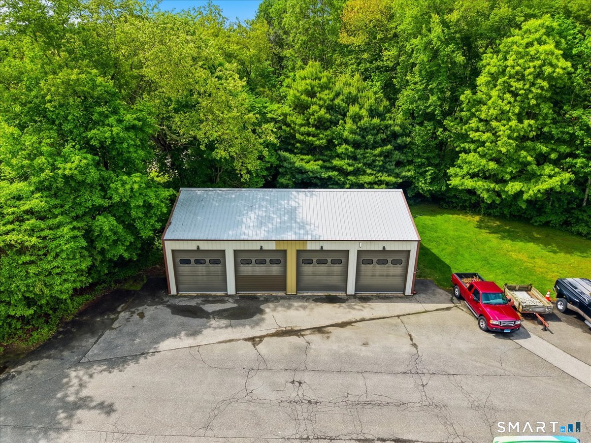 17 Industrial Park Road Property Photo 14