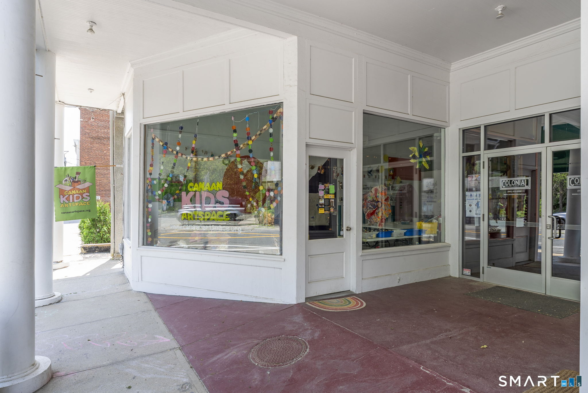 27 Railroad Street Property Photo 6