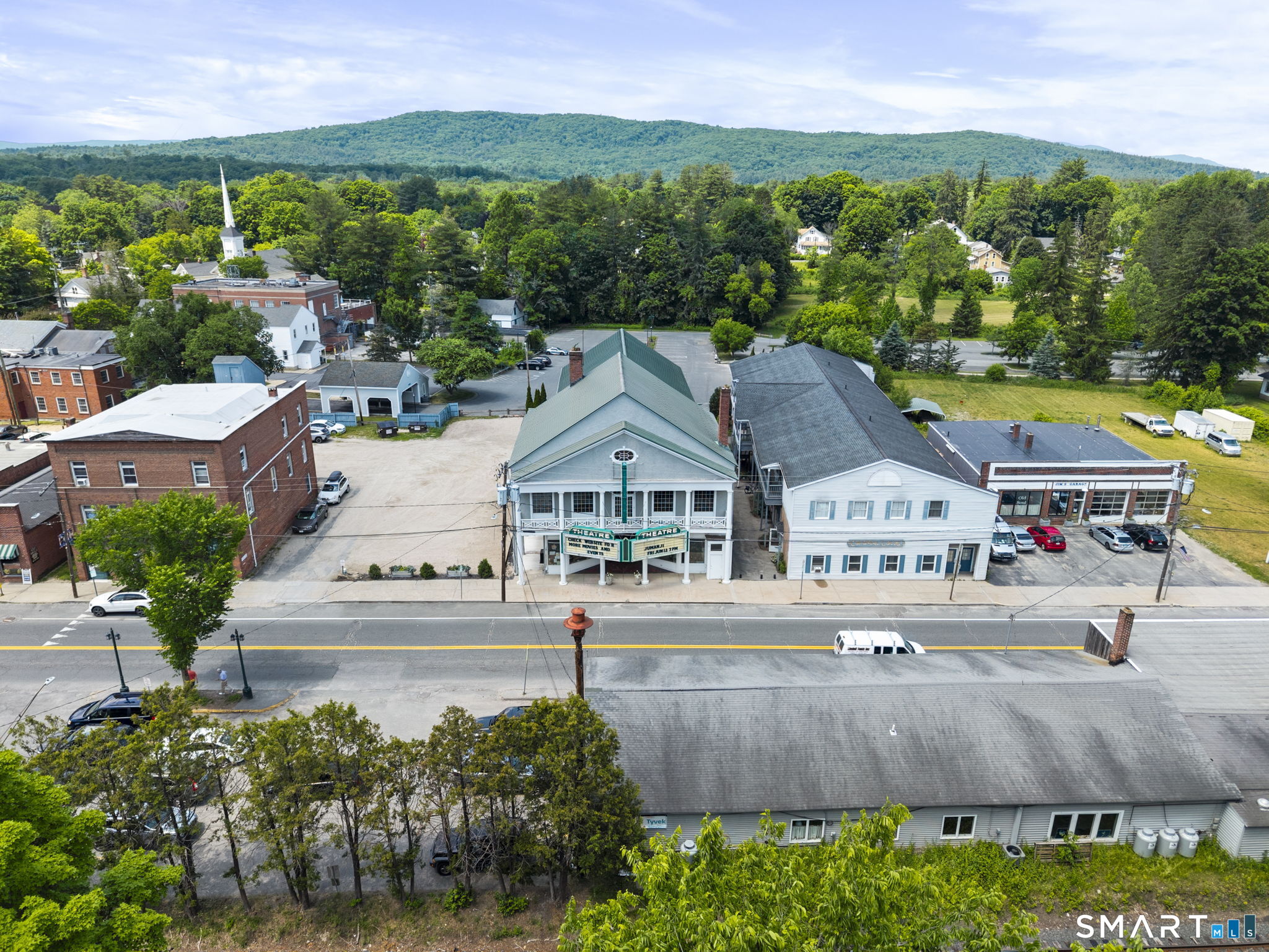 27 Railroad Street Property Photo 34