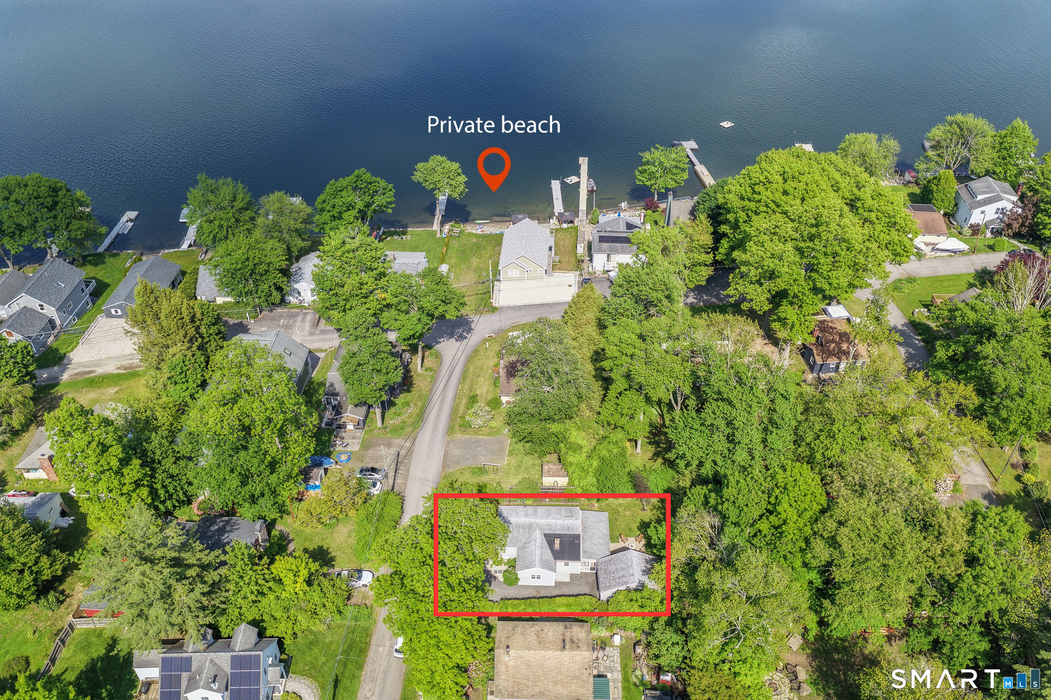 18 Willow Lane Property Photo 1