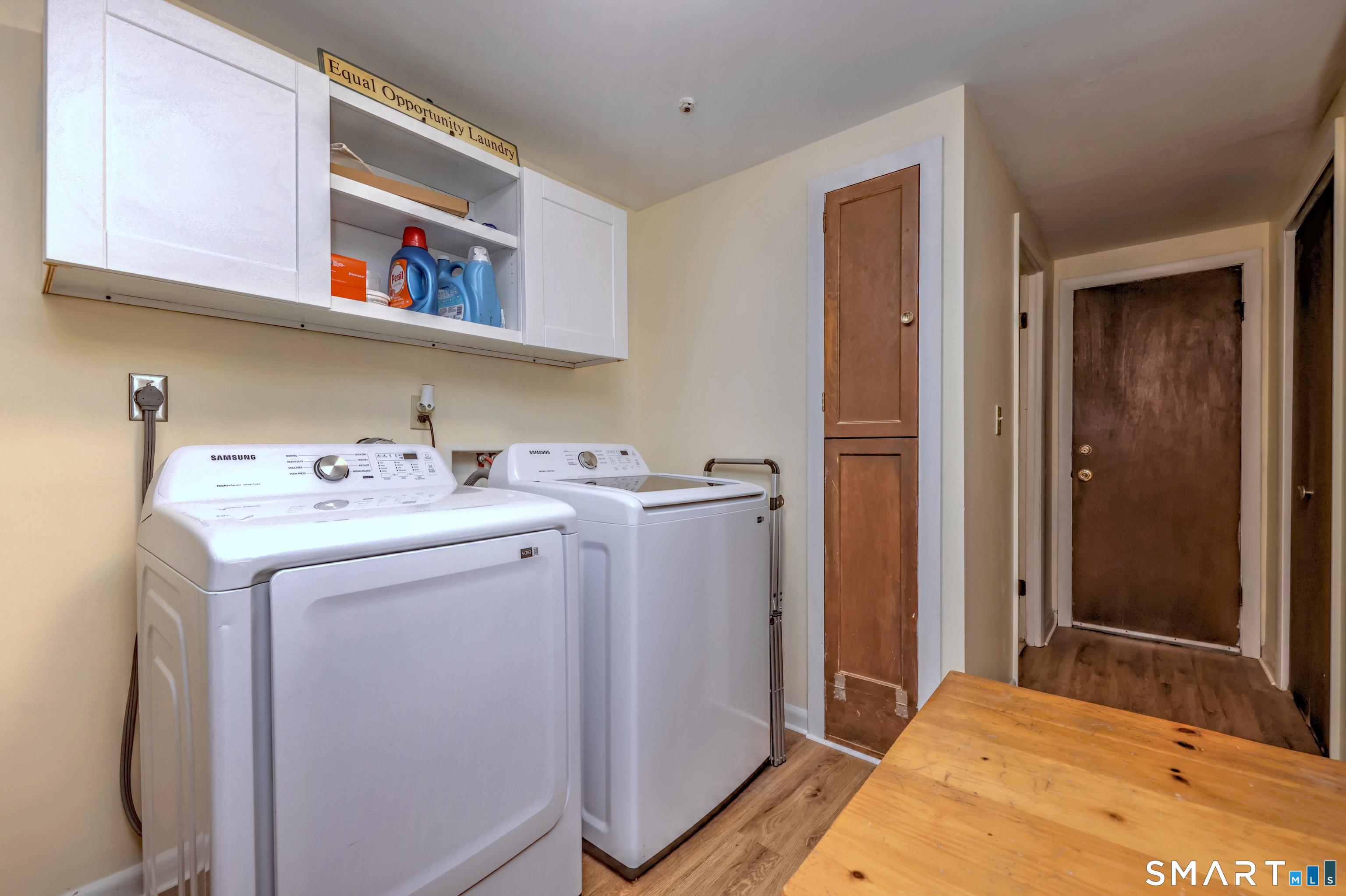 997 Rainbow Trail Property Photo 32