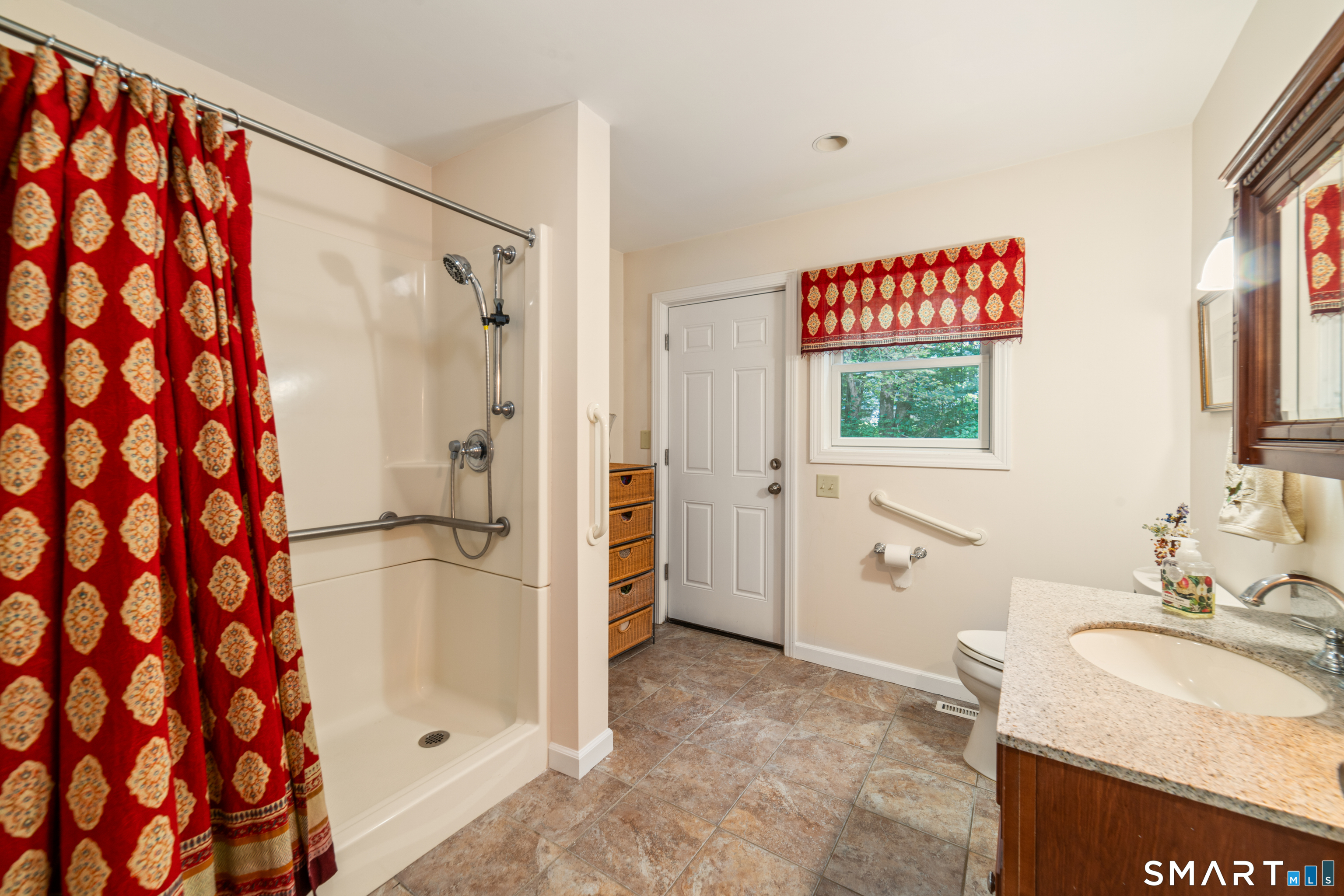 168 Farm North Road Property Photo 8