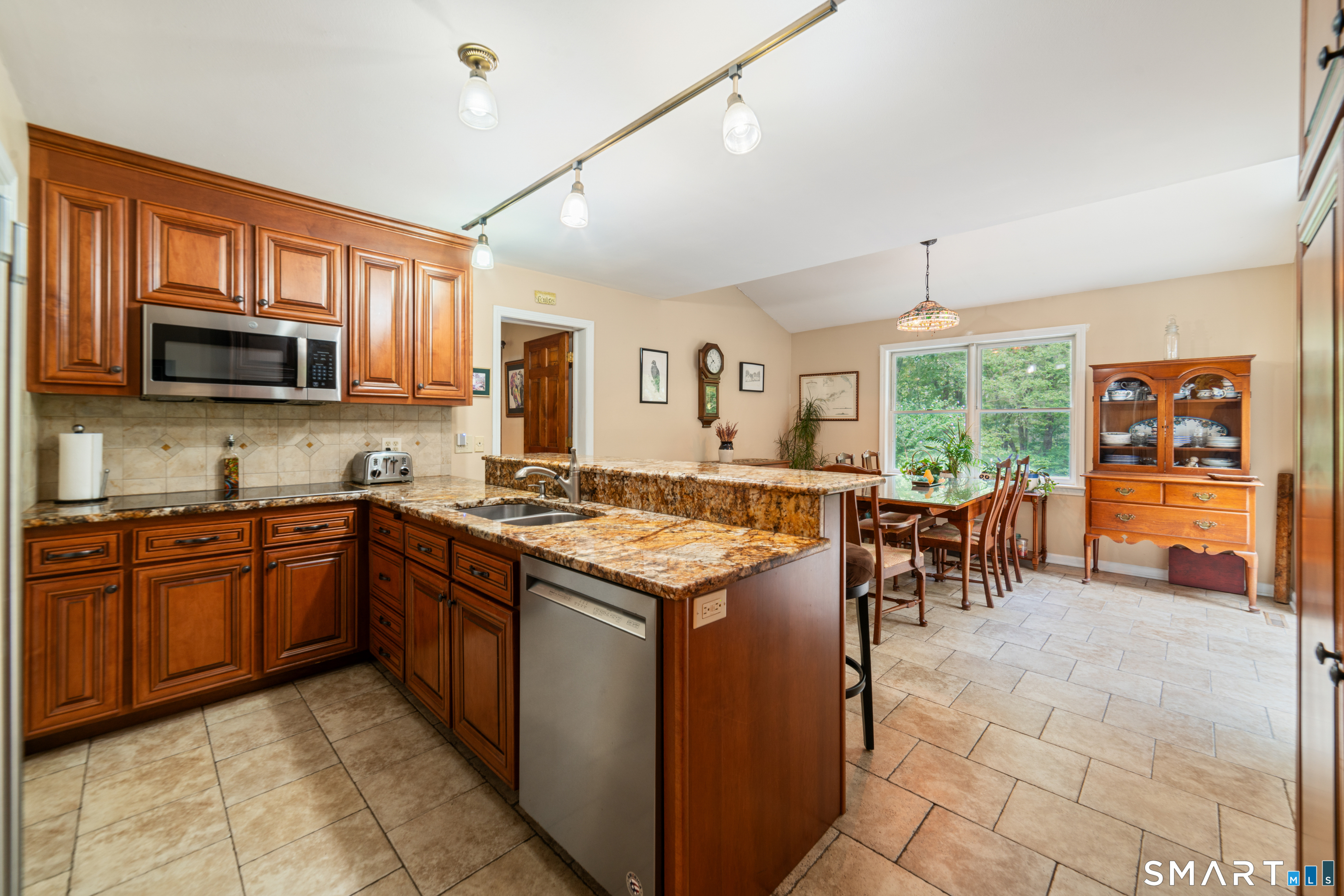 168 Farm North Road Property Photo 11