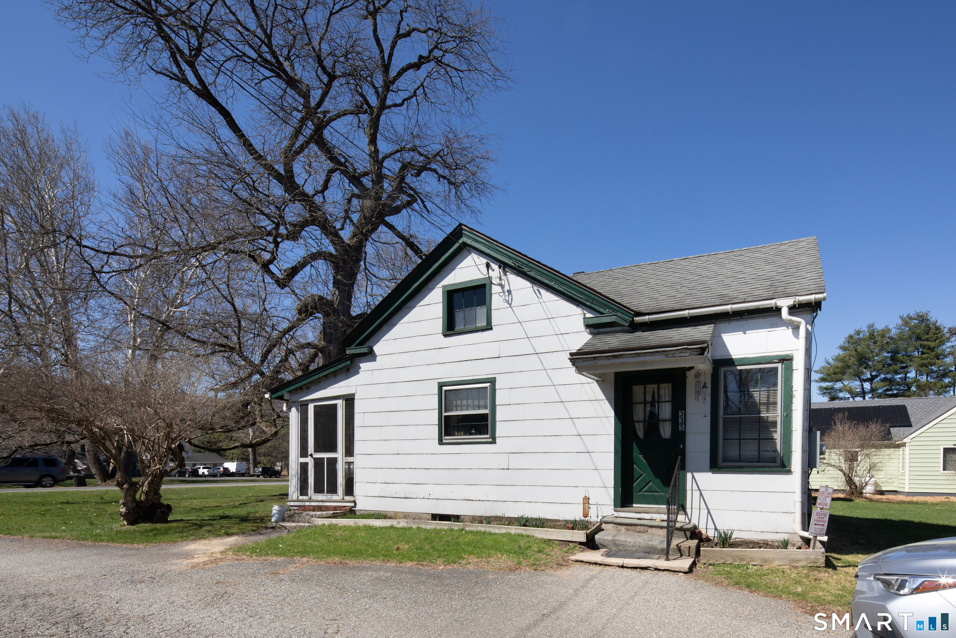 335 Norfolk Road Property Photo 3