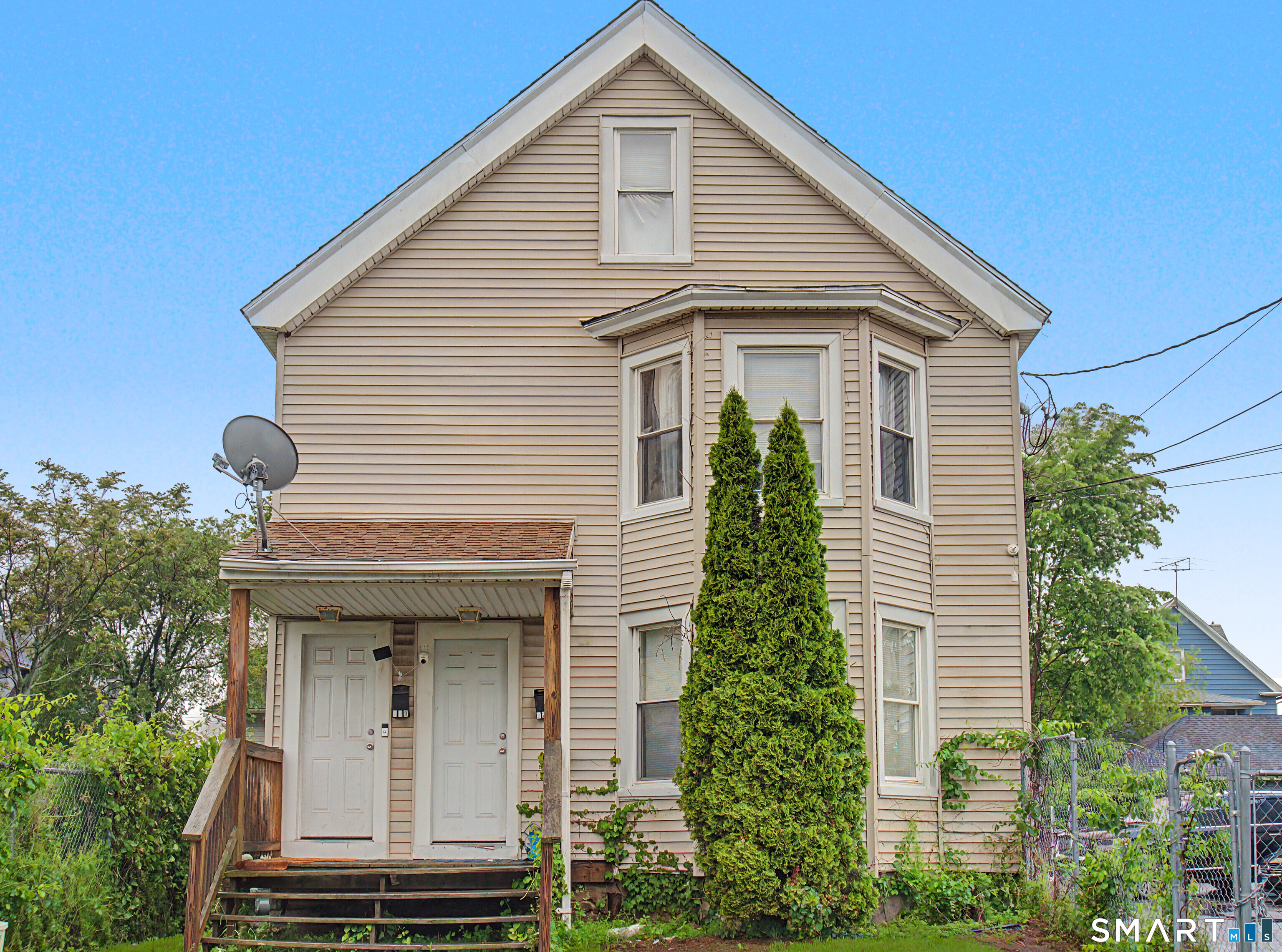 319 Carroll Avenue Property Photo 1