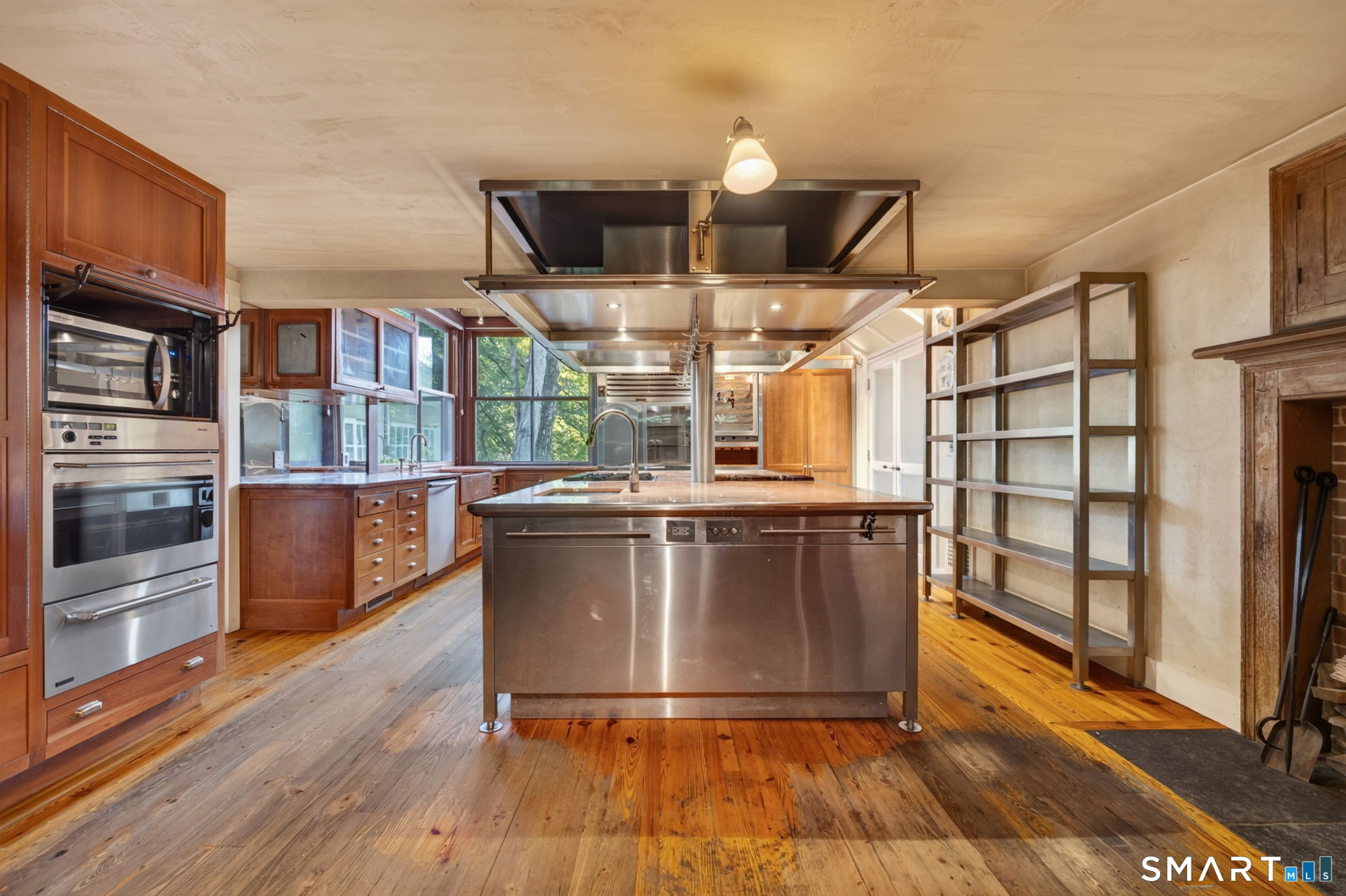 2 Rowland Road Property Photo 8