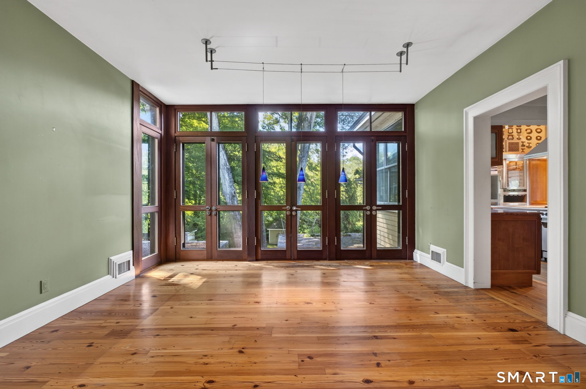 2 Rowland Road Property Photo 14