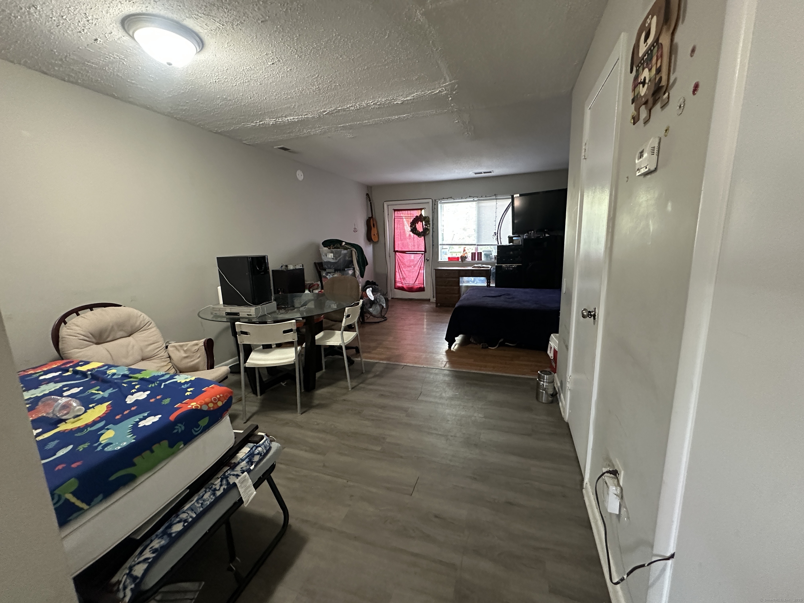 1423 Quinnipiac 108 Avenue Property Photo 5