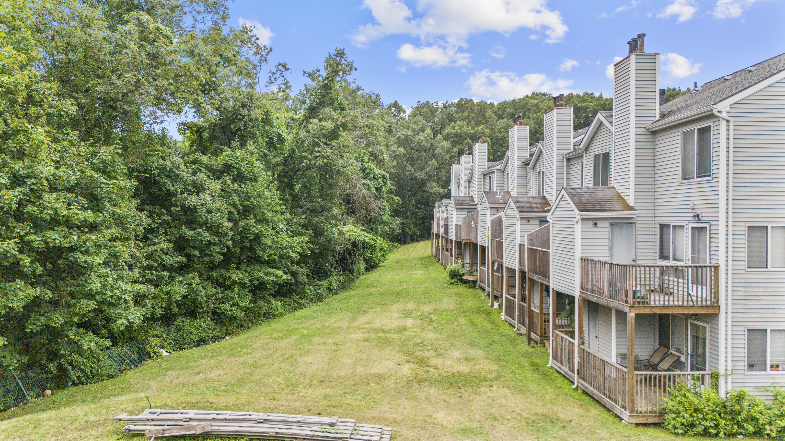 1423 Quinnipiac 108 Avenue Property Photo 10