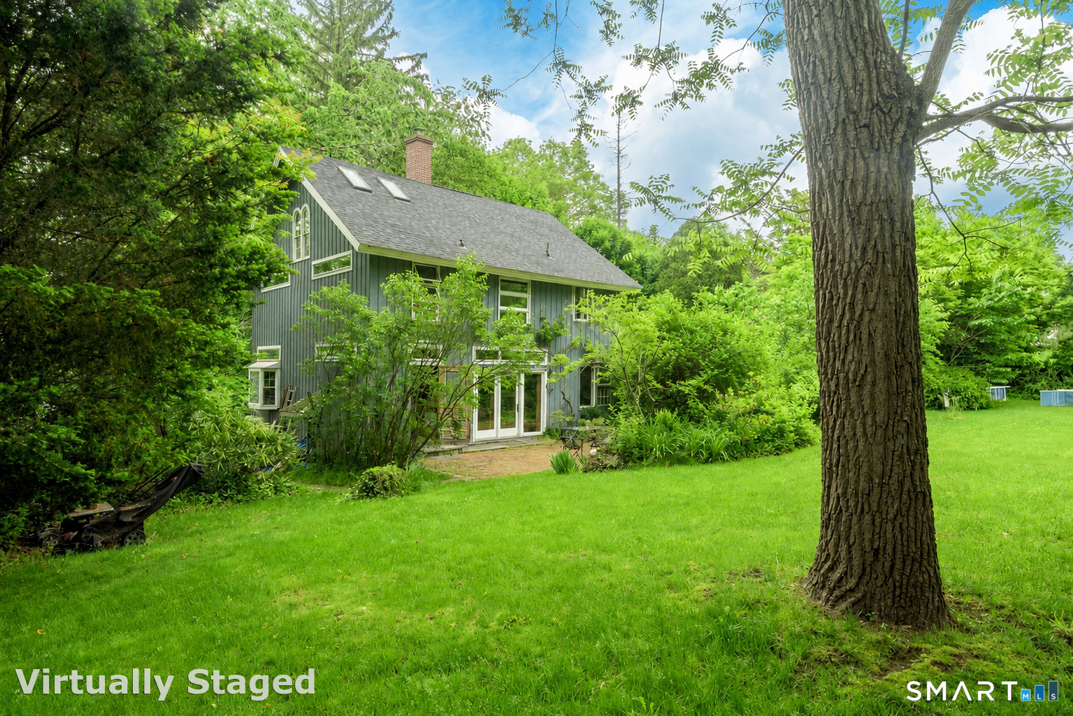 32 West Avenue Property Photo 1