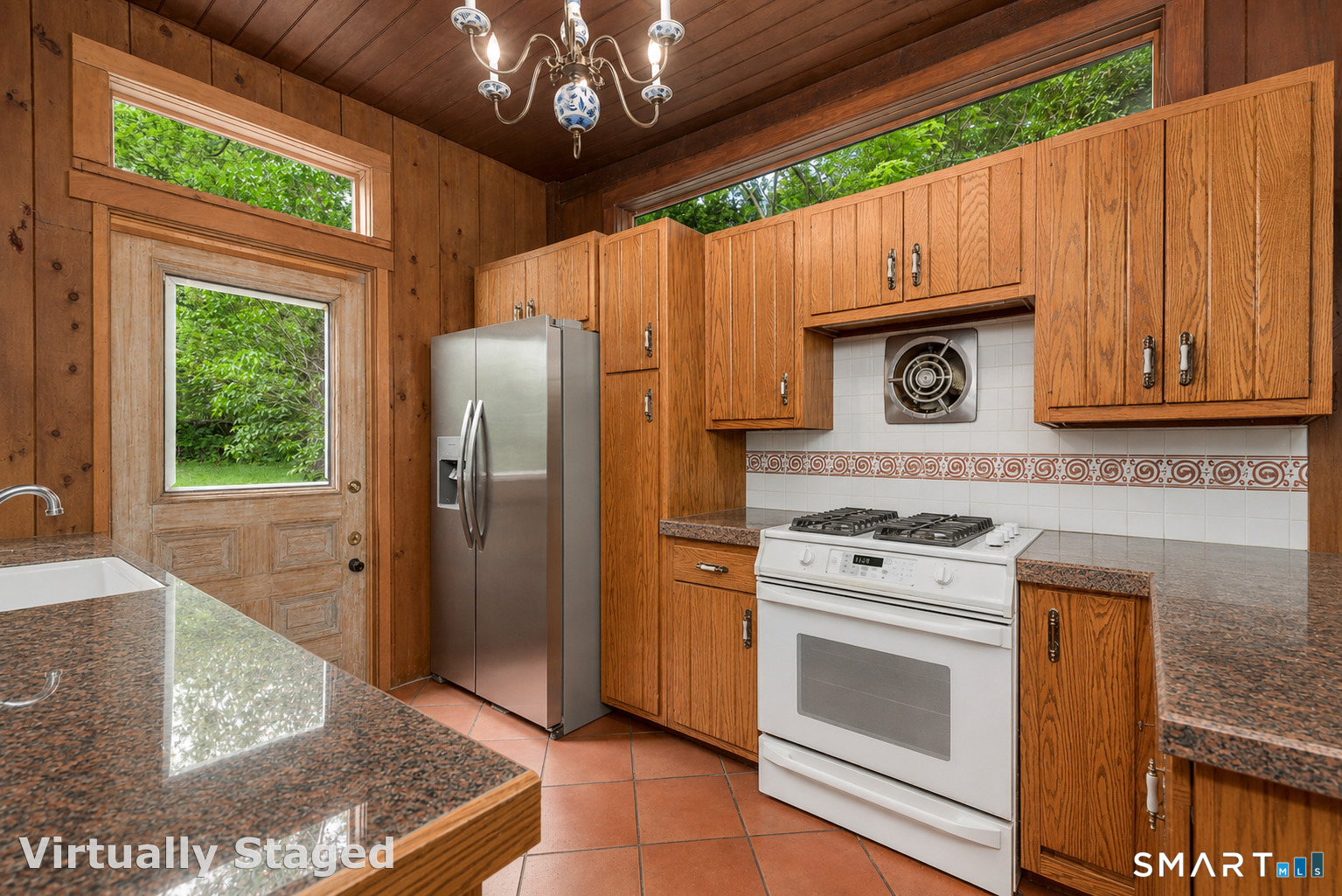 32 West Avenue Property Photo 3