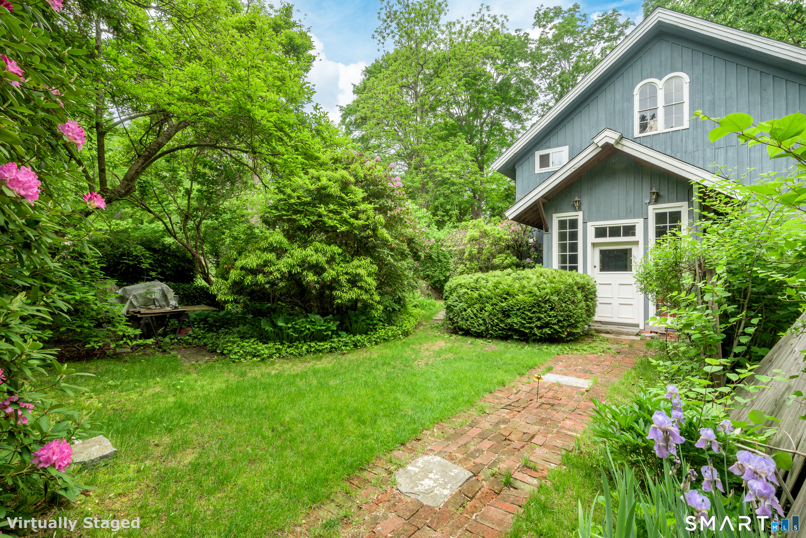 32 West Avenue Property Photo 23