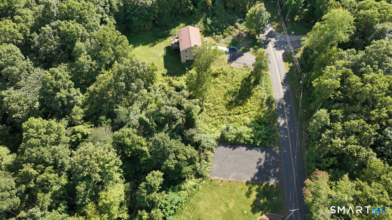 74 Mott Hill Road Property Photo 3