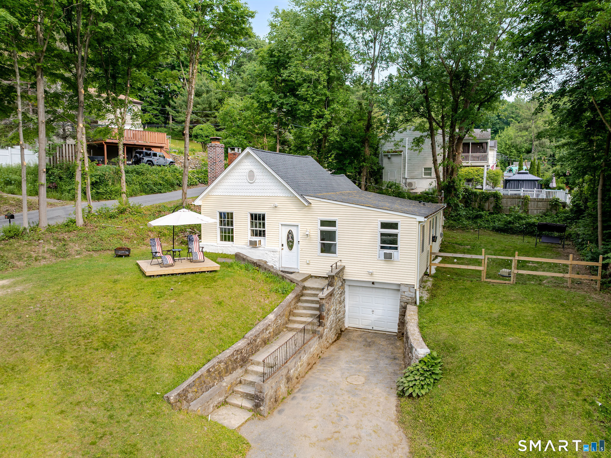 19 Calverton Drive Property Photo 2