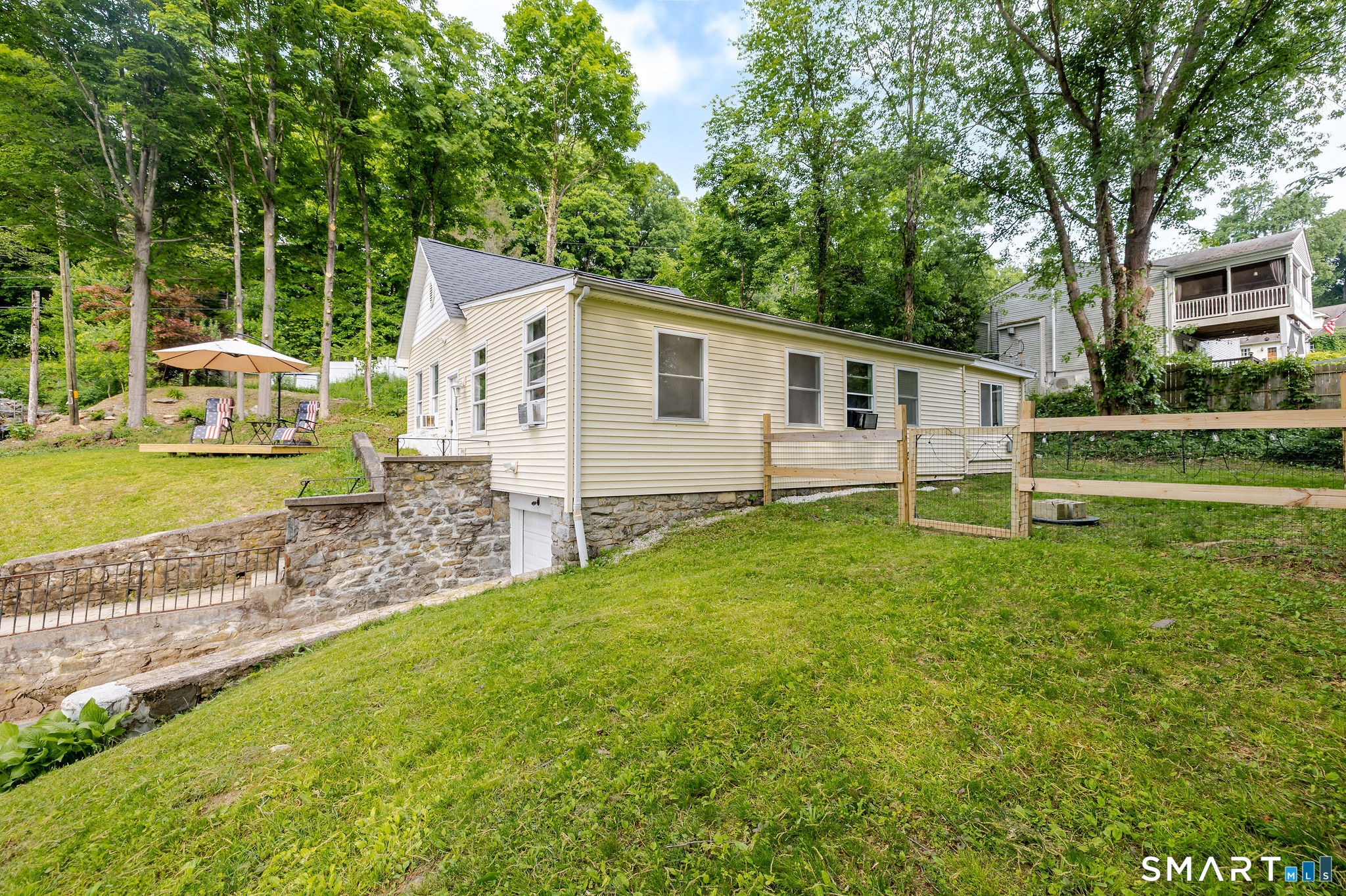 19 Calverton Drive Property Photo 3