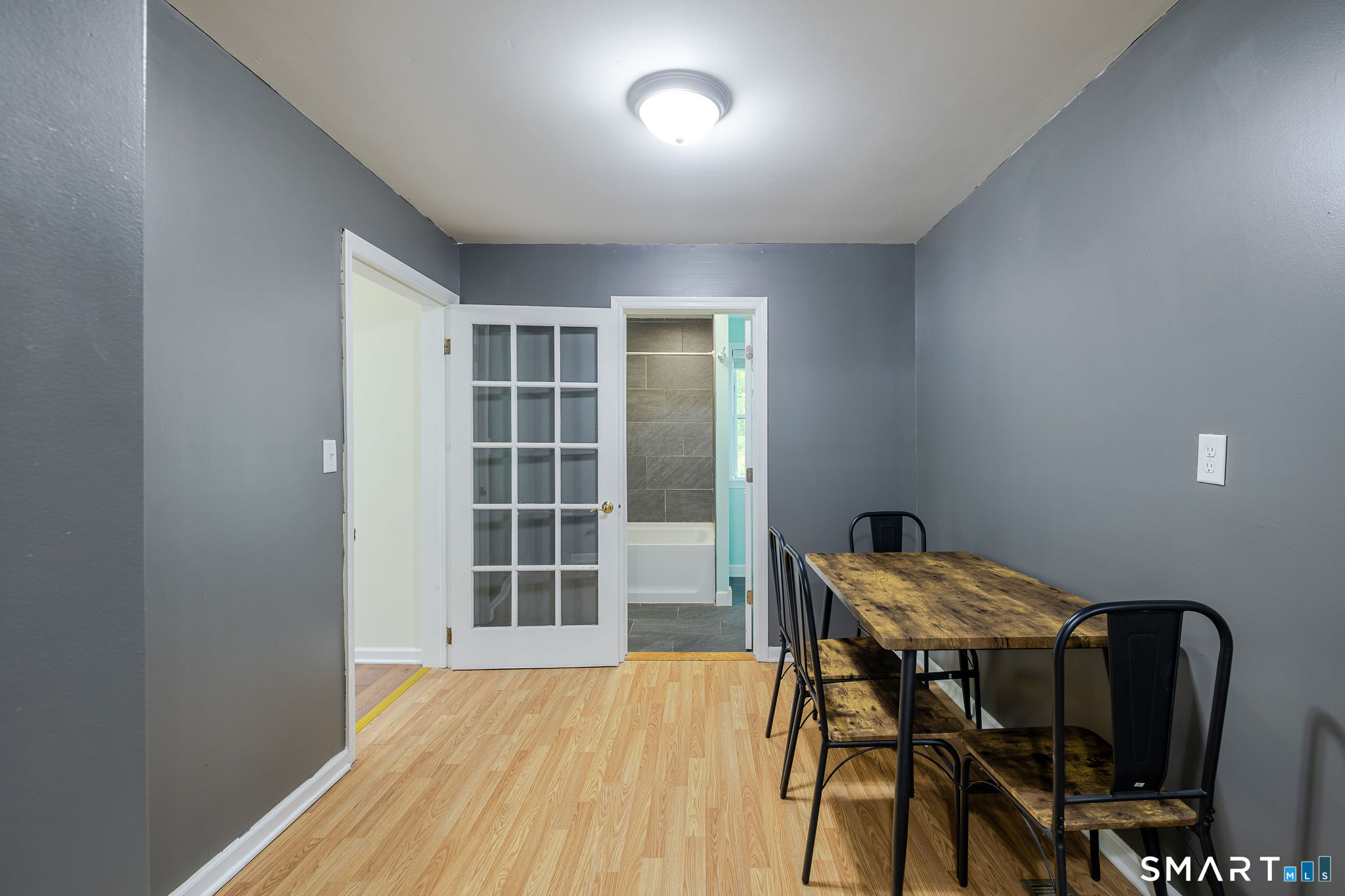 19 Calverton Drive Property Photo 11