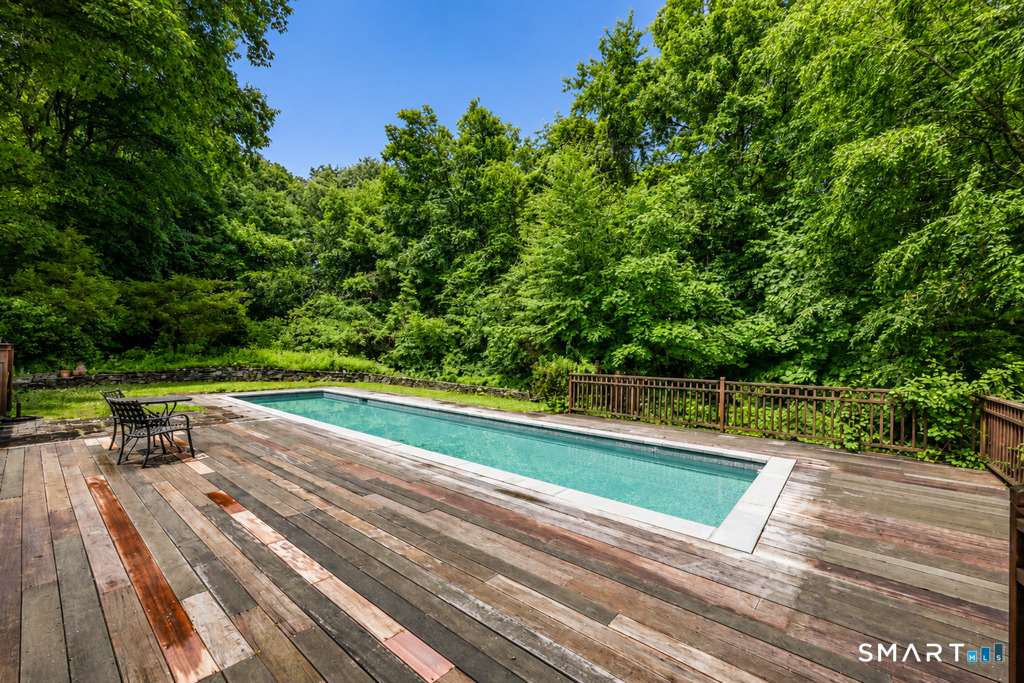 49 Guilds Hollow Road Property Photo 3