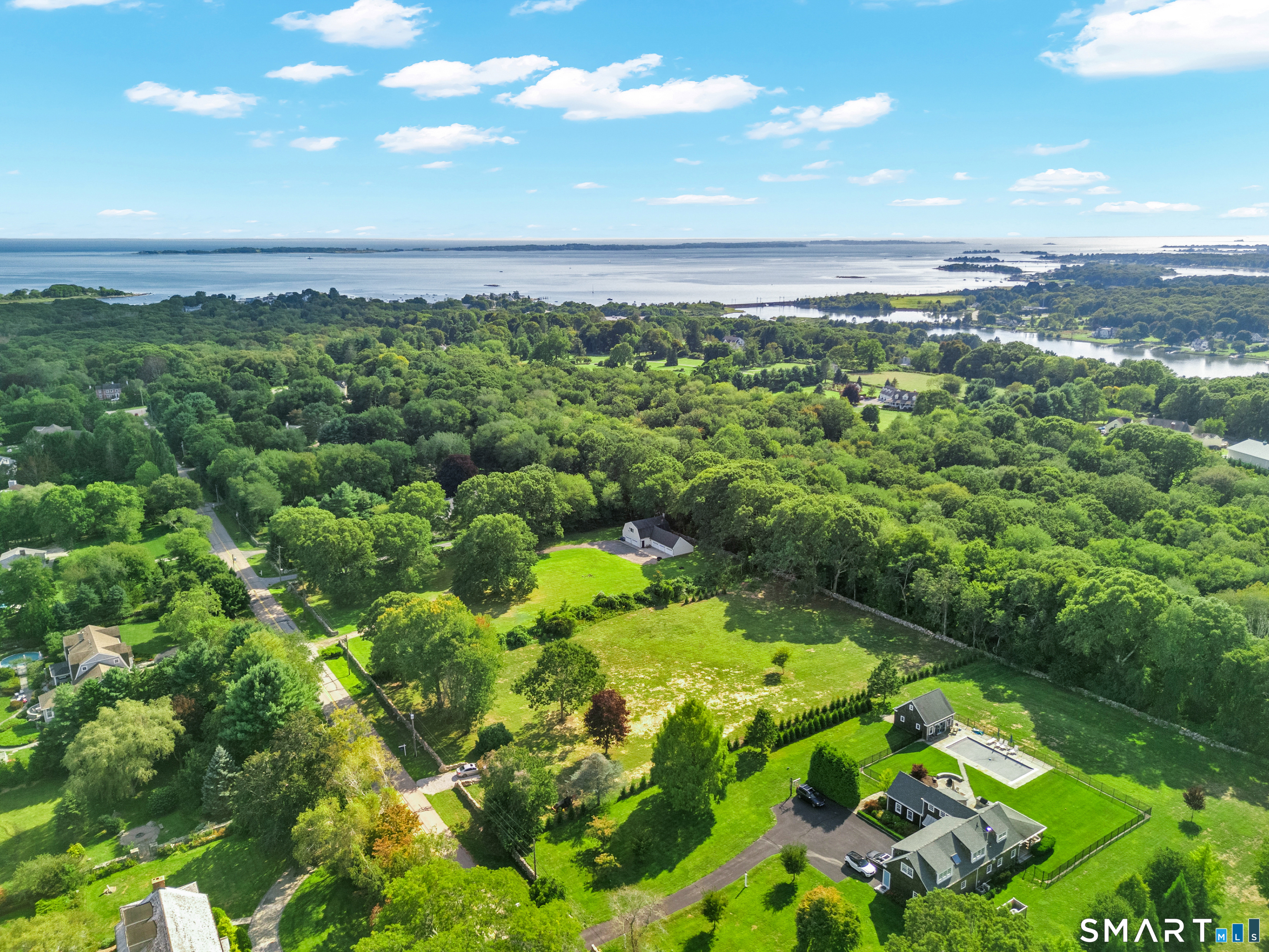 59 Montauk Avenue Property Photo 6