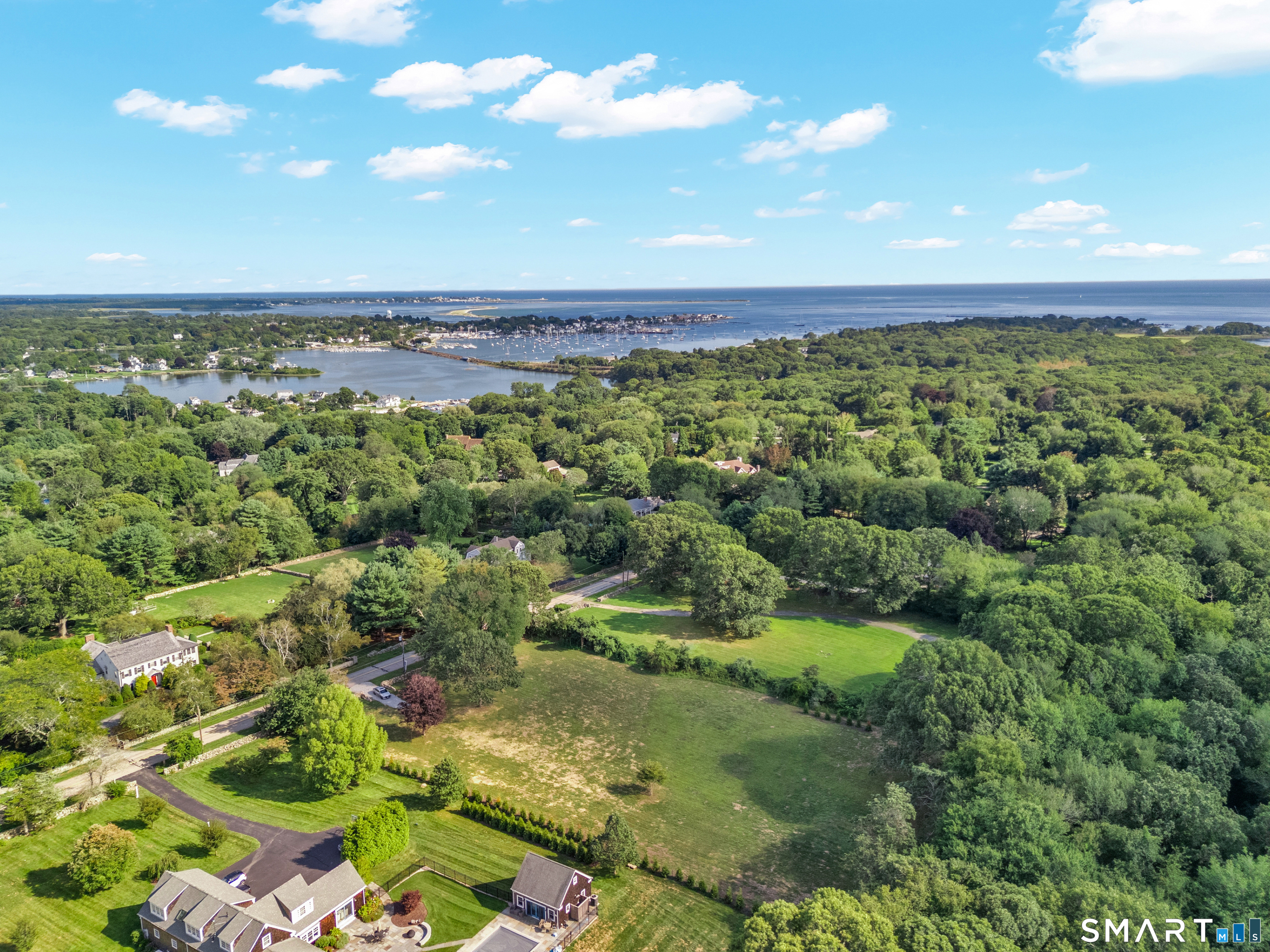 59 Montauk Avenue Property Photo 10