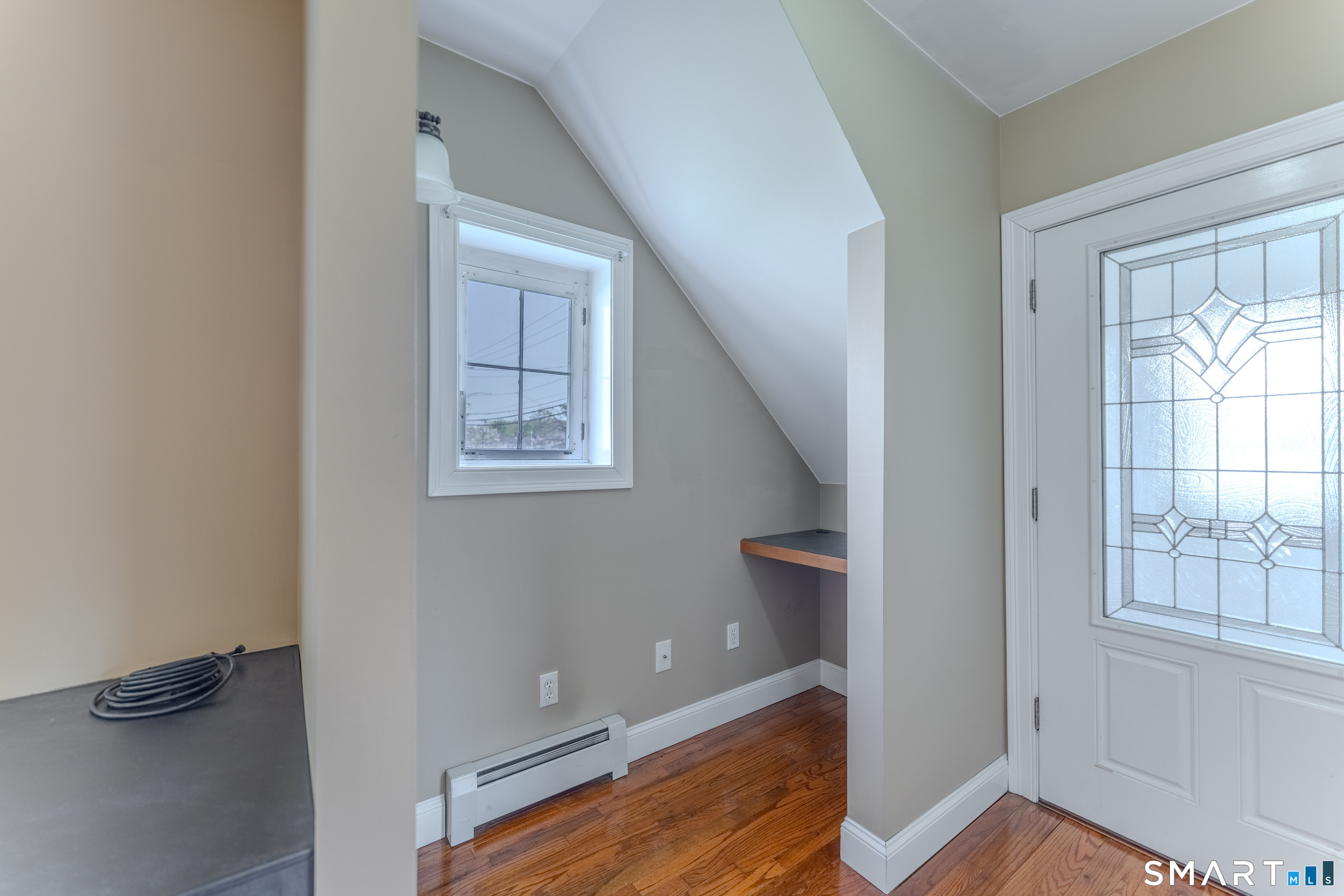 31 Suffield Street Property Photo 9