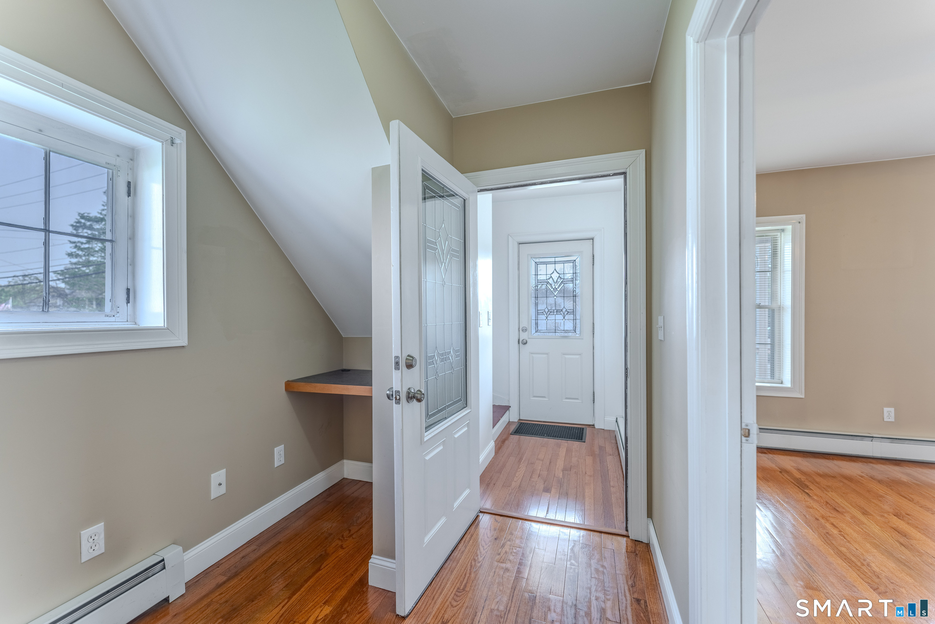 31 Suffield Street Property Photo 10