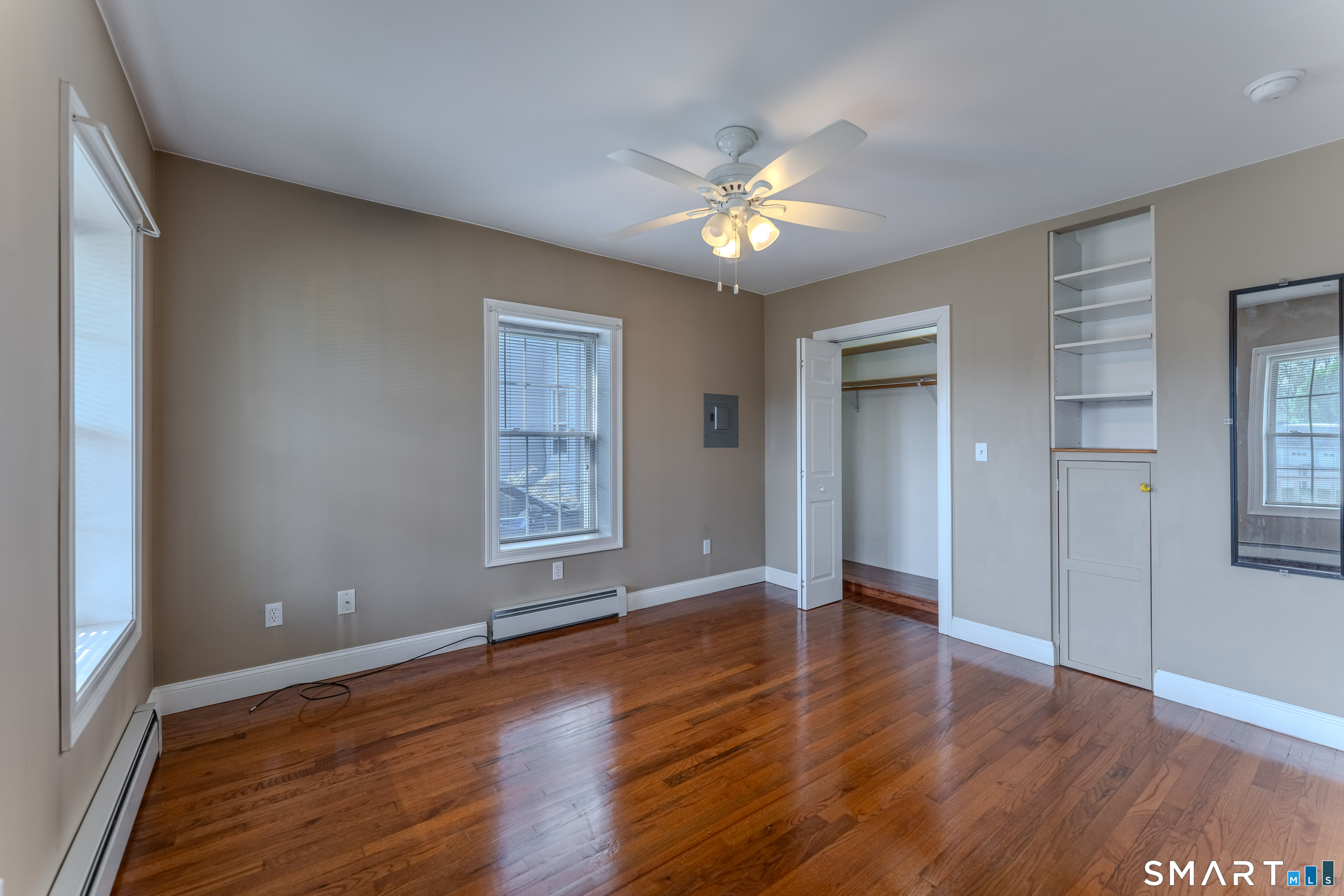 31 Suffield Street Property Photo 12