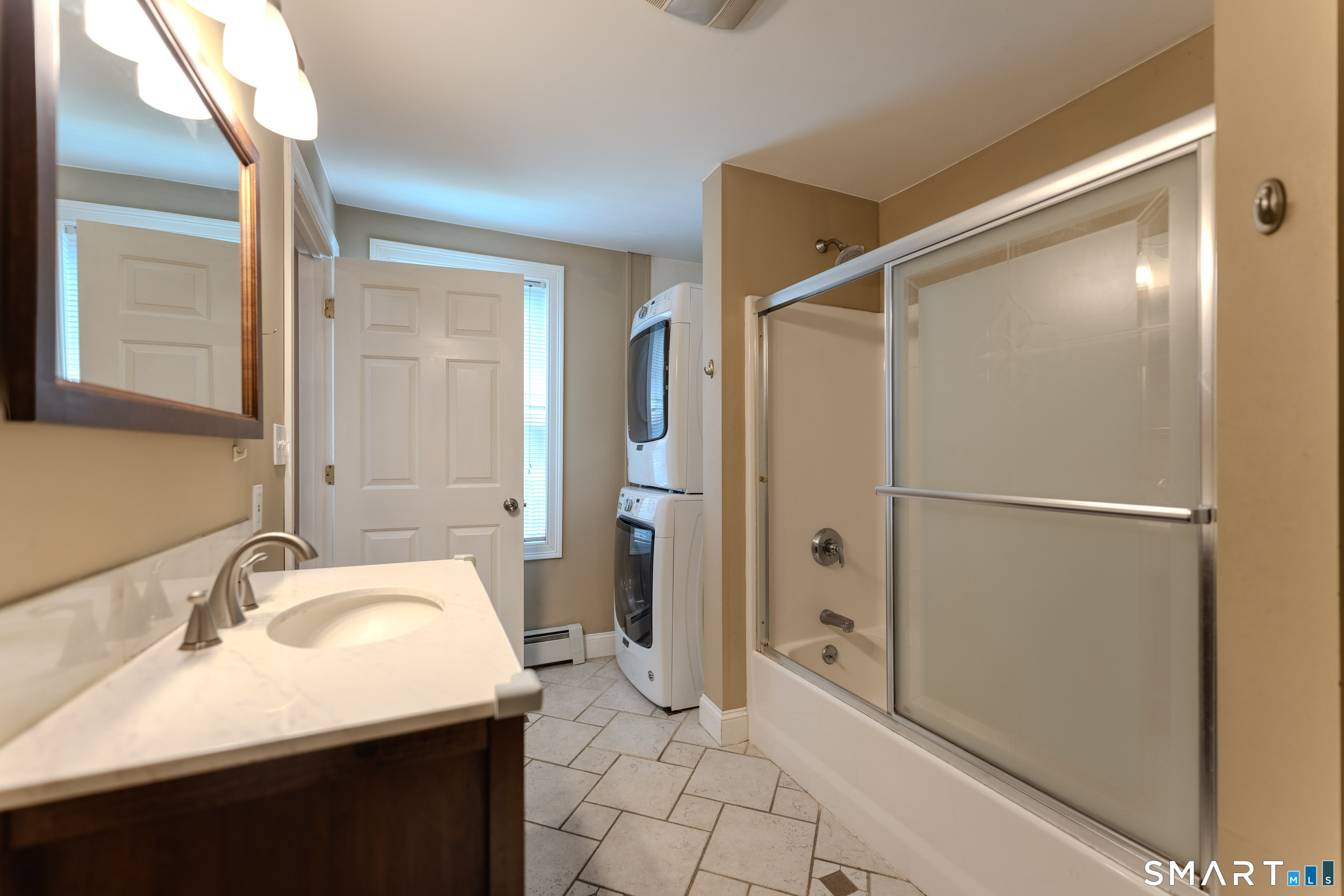 31 Suffield Street Property Photo 20