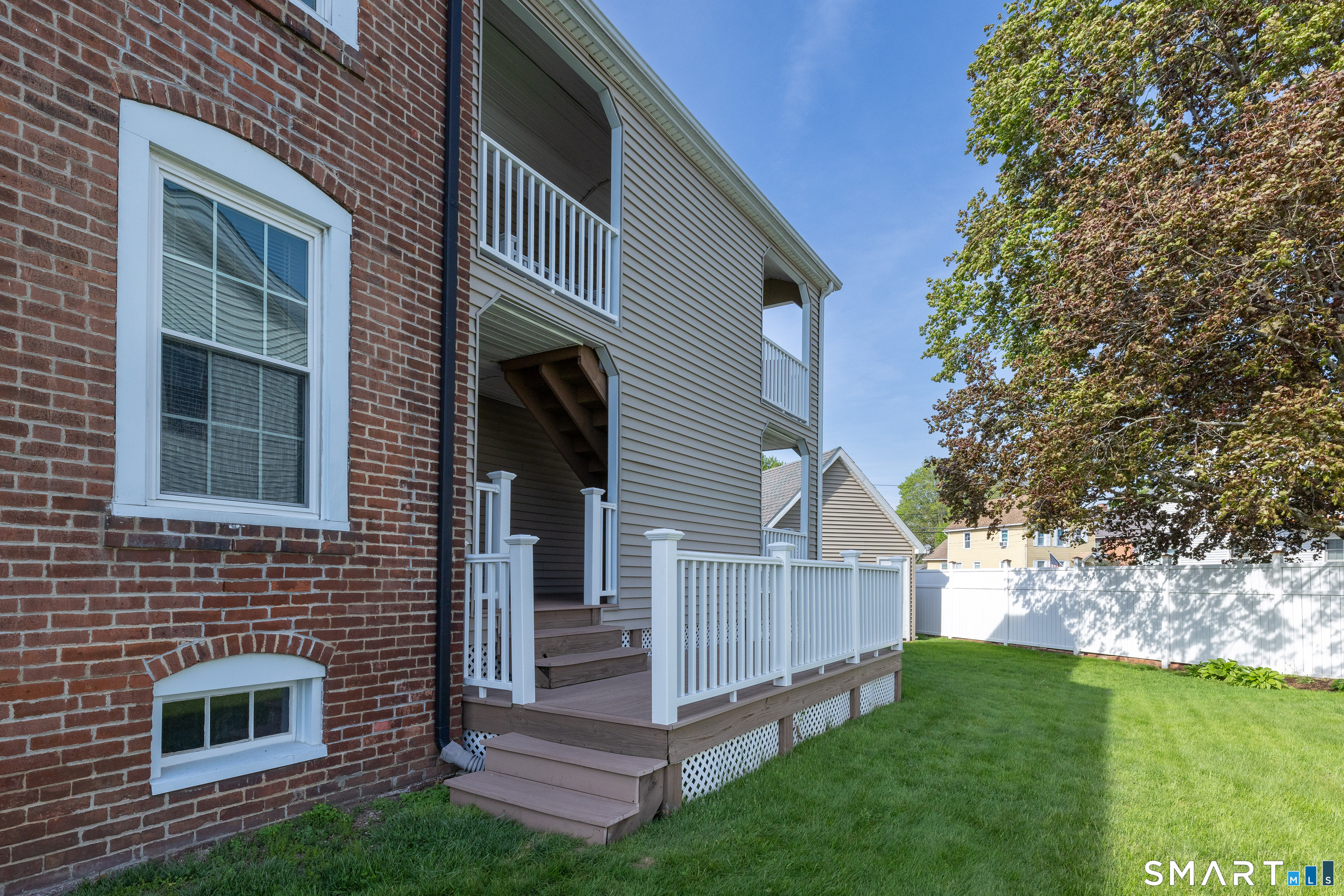 31 Suffield Street Property Photo 26