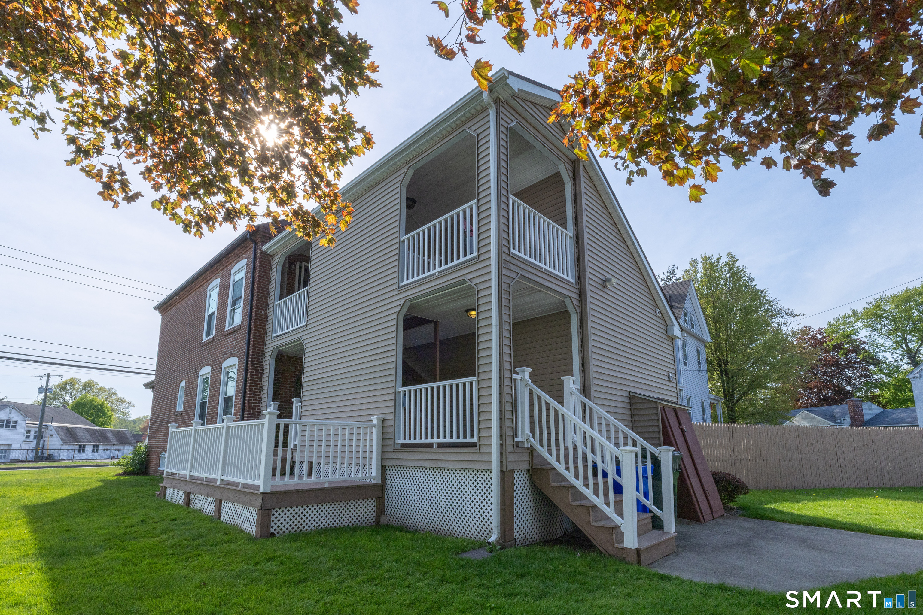 31 Suffield Street Property Photo 33