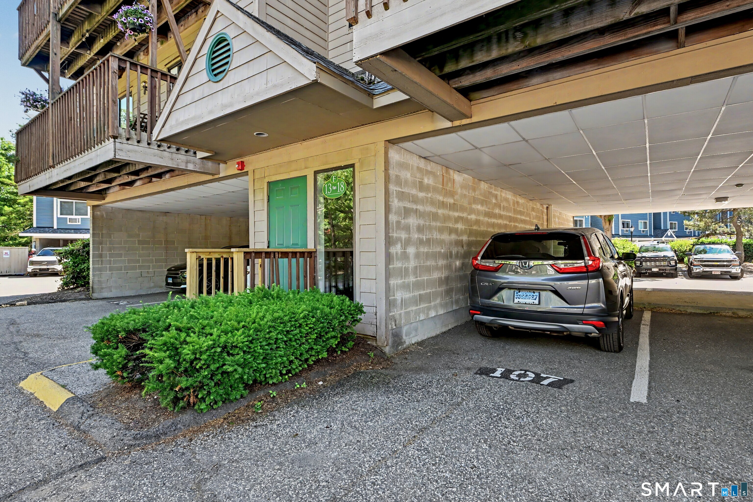 97 Richards F15 Avenue Property Photo 7